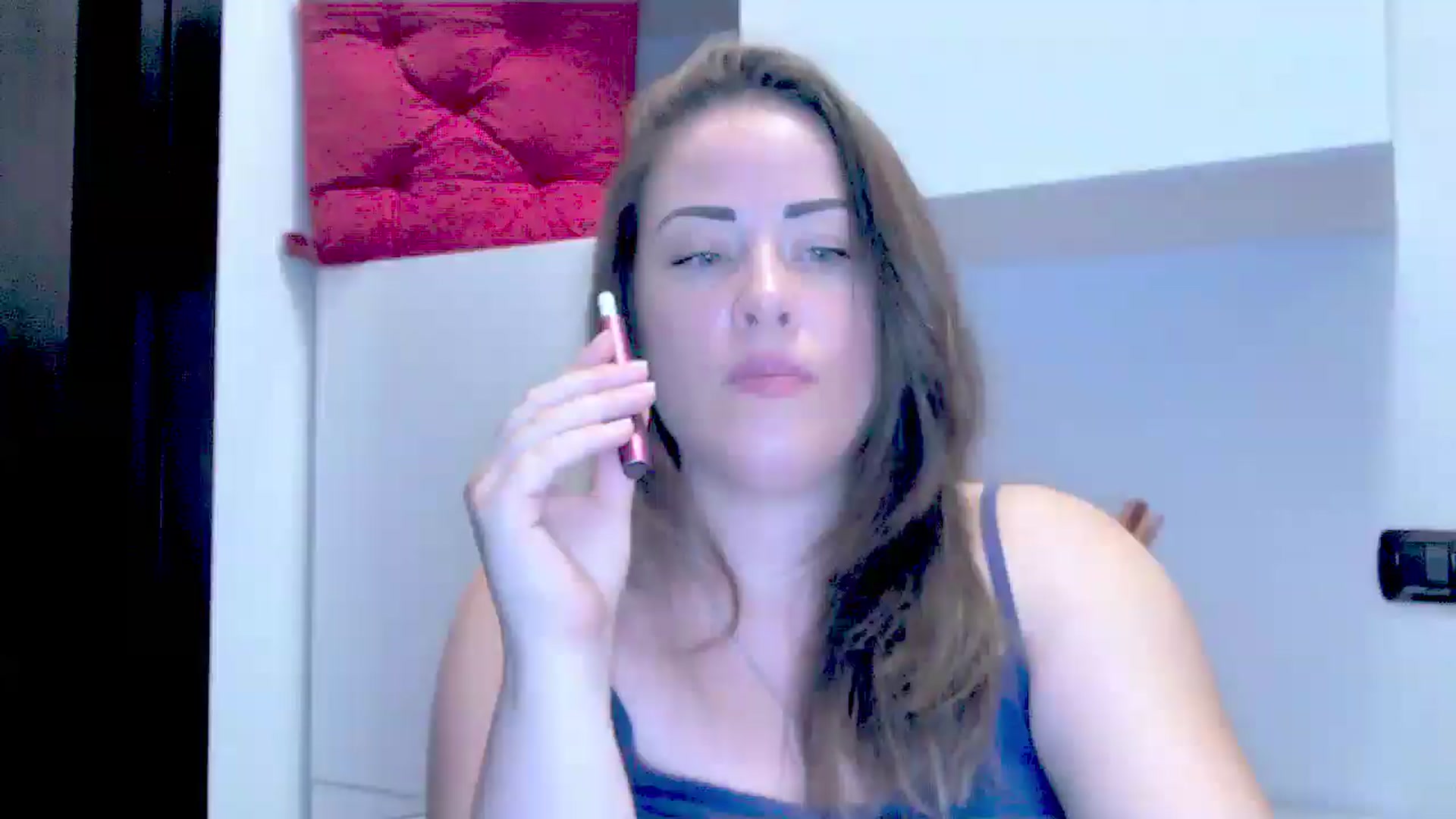 Gallery image thumbnail from Mrsfoxy's myfreecams stream on, 08/06/2025, 15:14 image 19 of 20