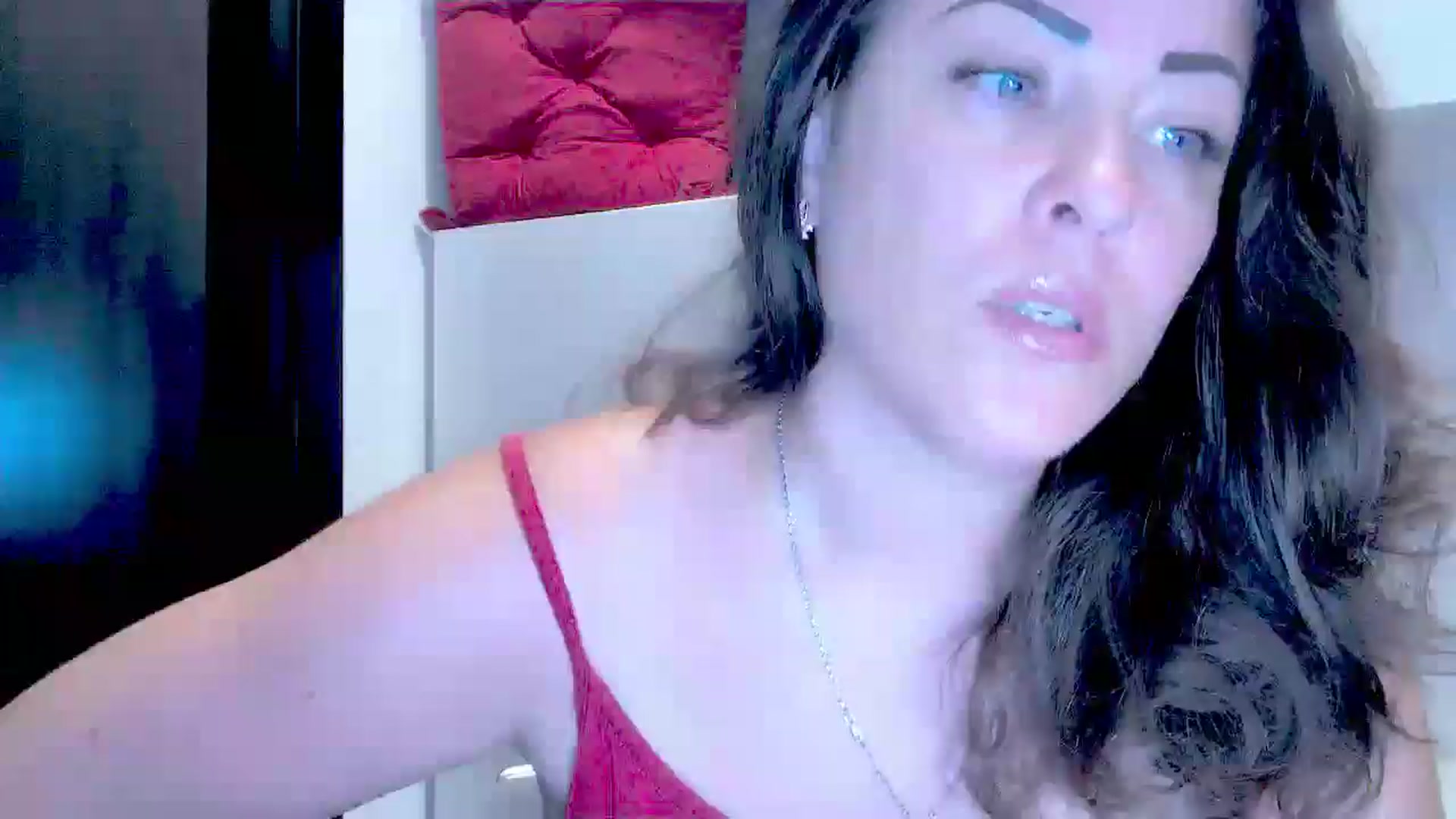 Gallery image thumbnail from Mrsfoxy's myfreecams stream on, 08/11/2025, 14:46 image 6 of 20