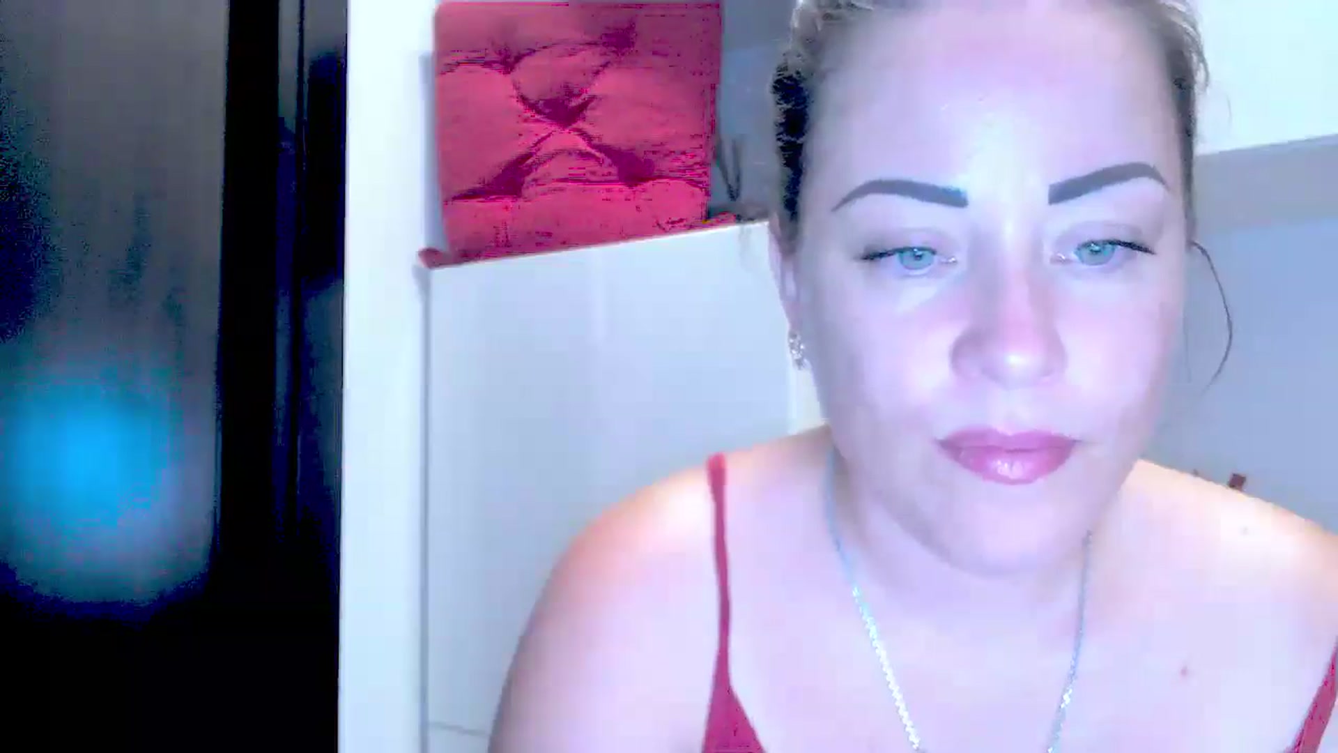 Gallery image thumbnail from Mrsfoxy's myfreecams stream on, 08/11/2025, 15:35 image 14 of 20