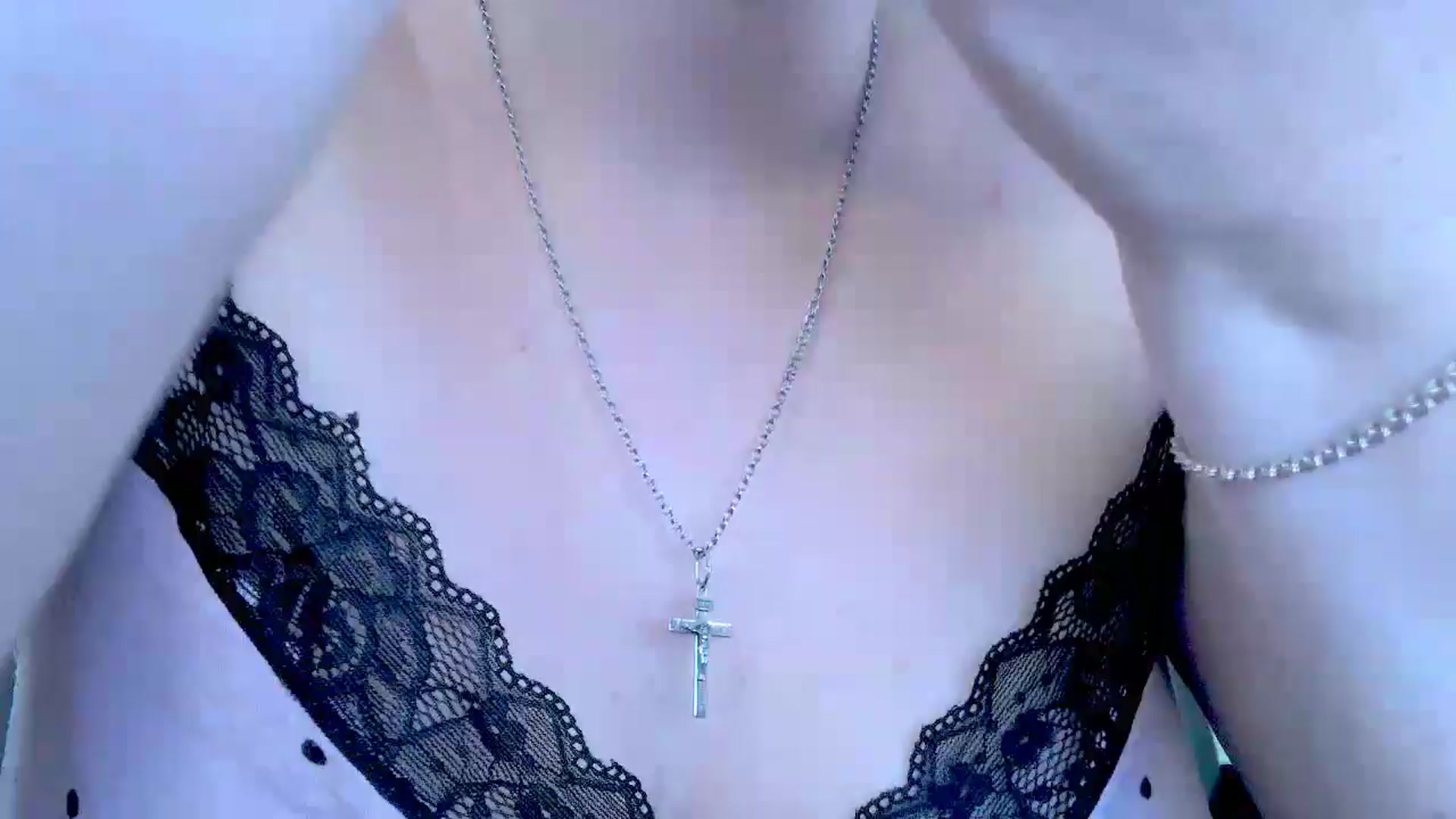 Gallery image thumbnail from Mrsfoxy's myfreecams stream on, 08/13/2025, 14:17 image 1 of 20