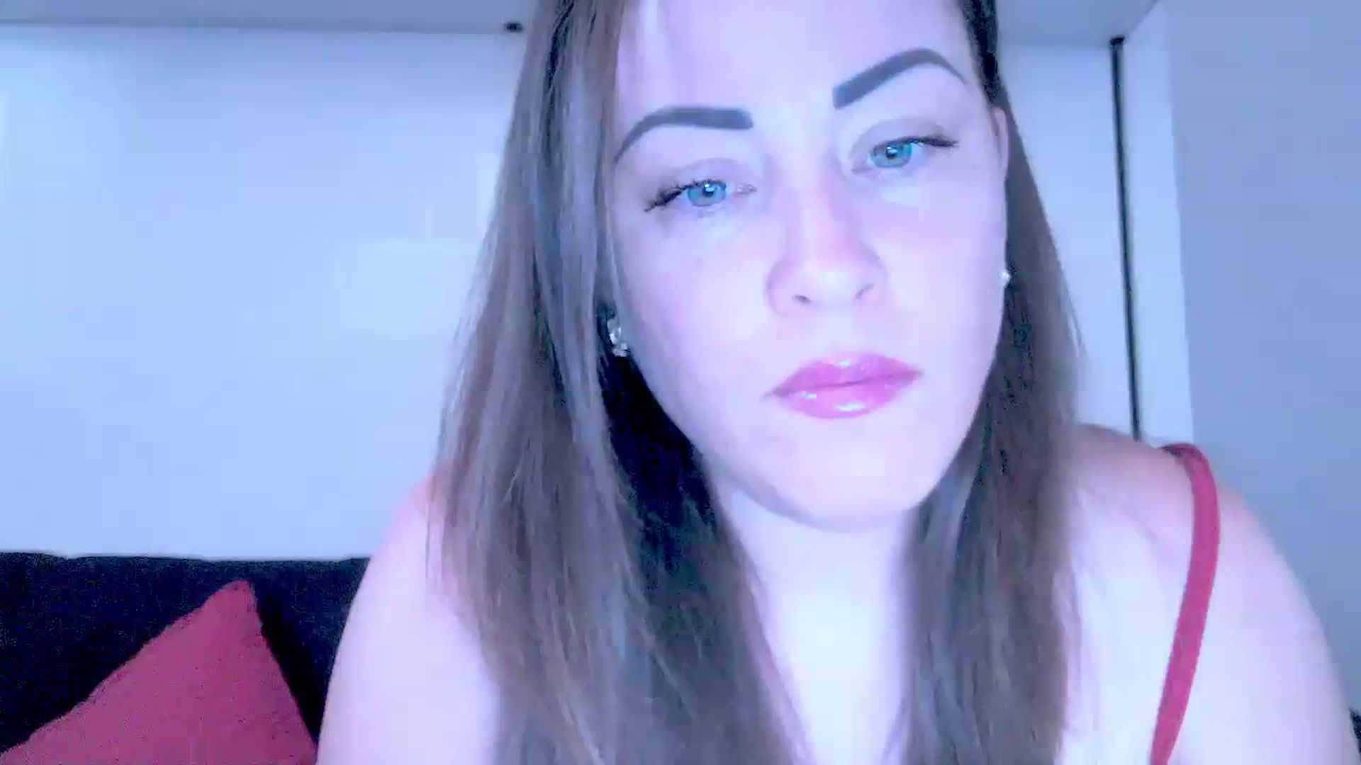 Gallery image thumbnail from Mrsfoxy's myfreecams stream on, 08/25/2025, 13:43 image 12 of 20