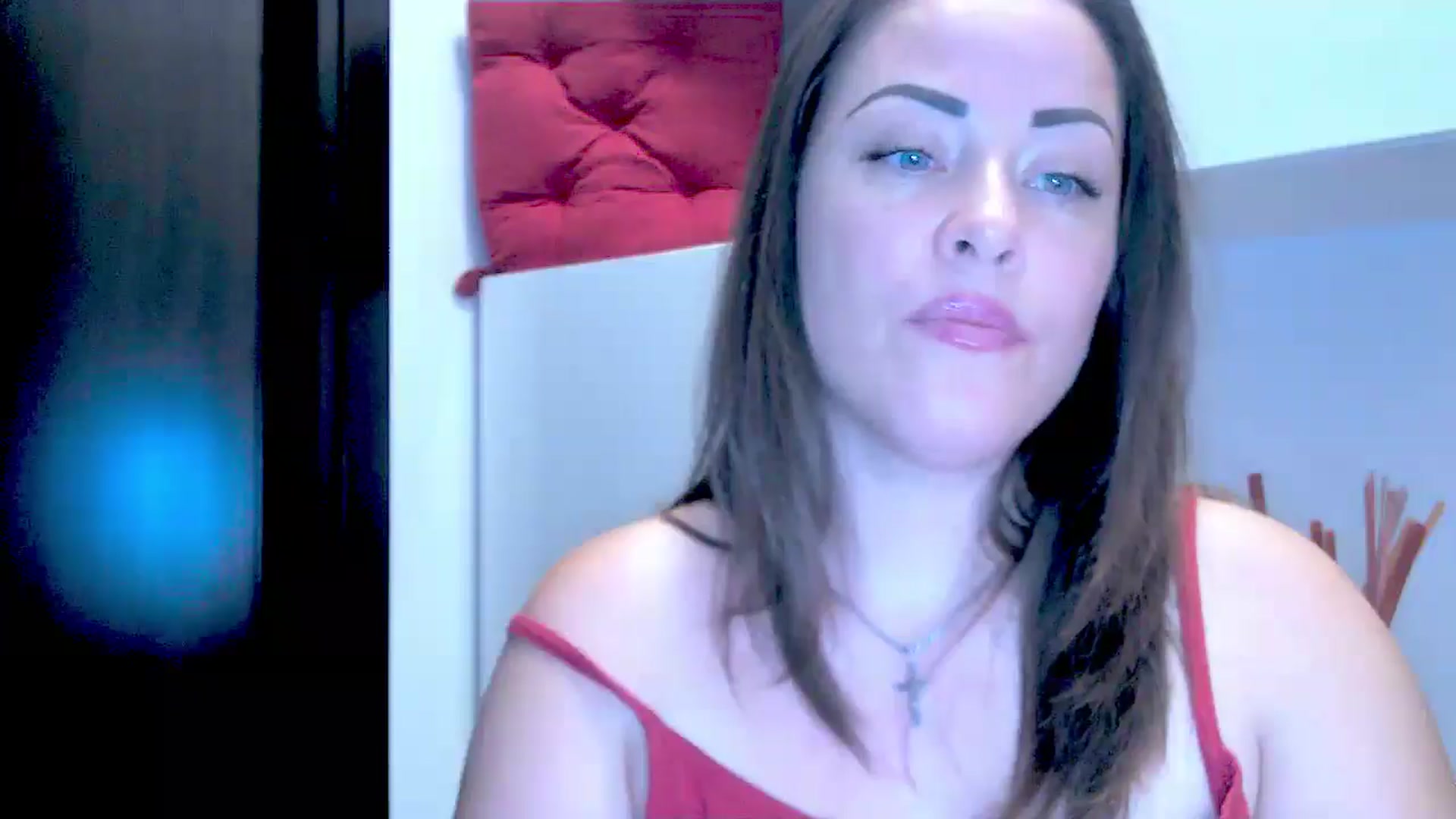 Gallery image thumbnail from Mrsfoxy's myfreecams stream on, 08/25/2025, 14:52 image 16 of 20