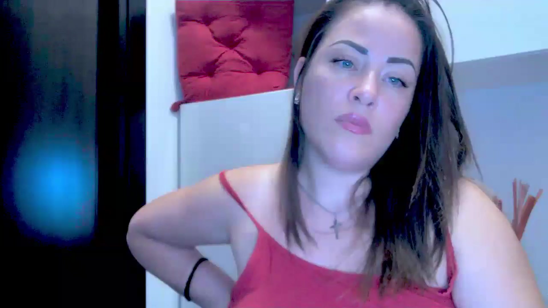 Gallery image thumbnail from Mrsfoxy's myfreecams stream on, 08/25/2025, 14:52 image 12 of 20