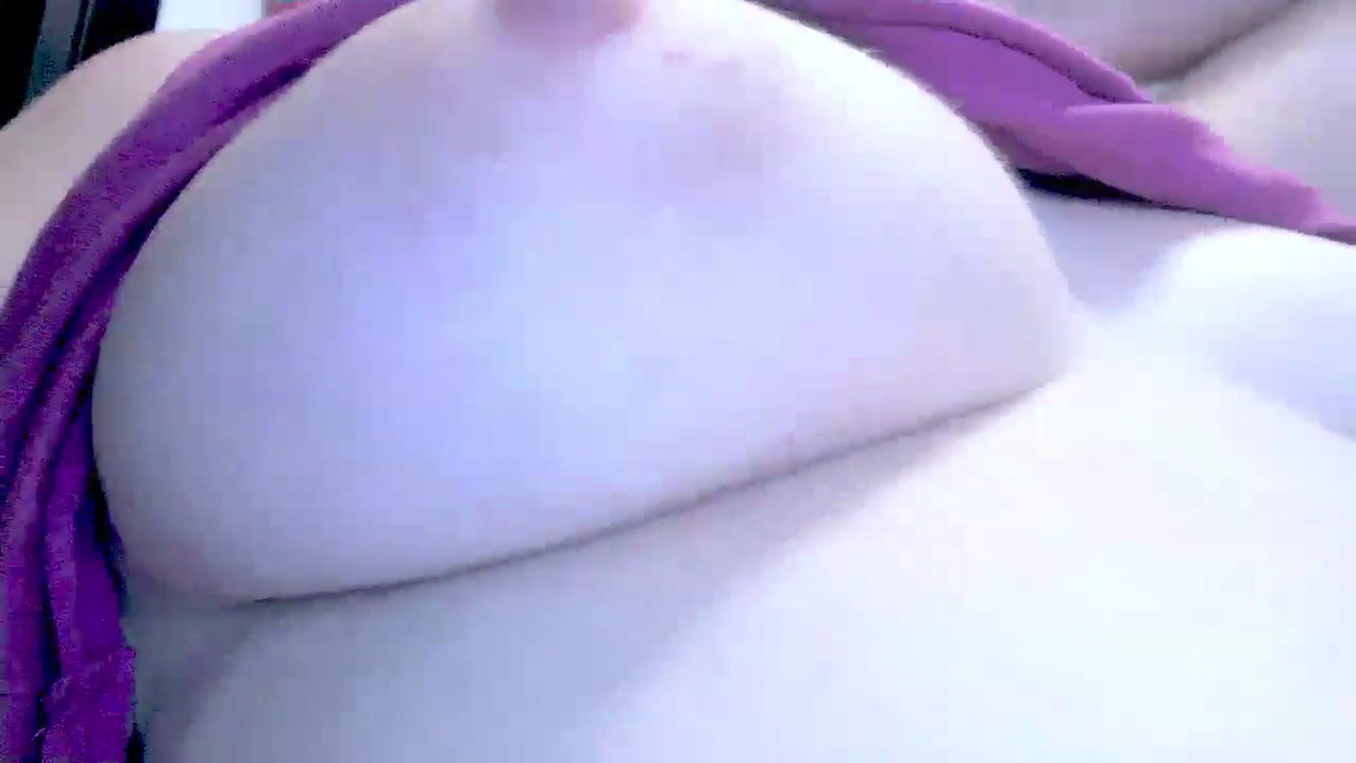 Gallery image thumbnail from Mrsfoxy's myfreecams stream on, 08/27/2025, 14:54 image 16 of 20