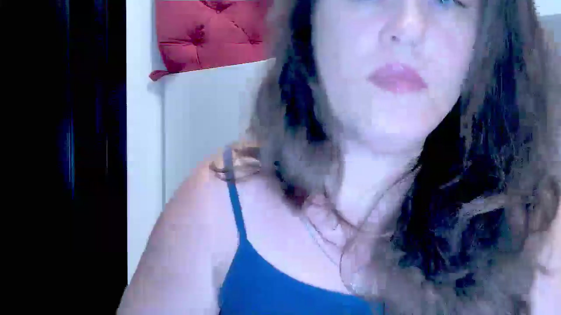Gallery image thumbnail from Mrsfoxy's myfreecams stream on, 08/28/2025, 15:30 image 6 of 20