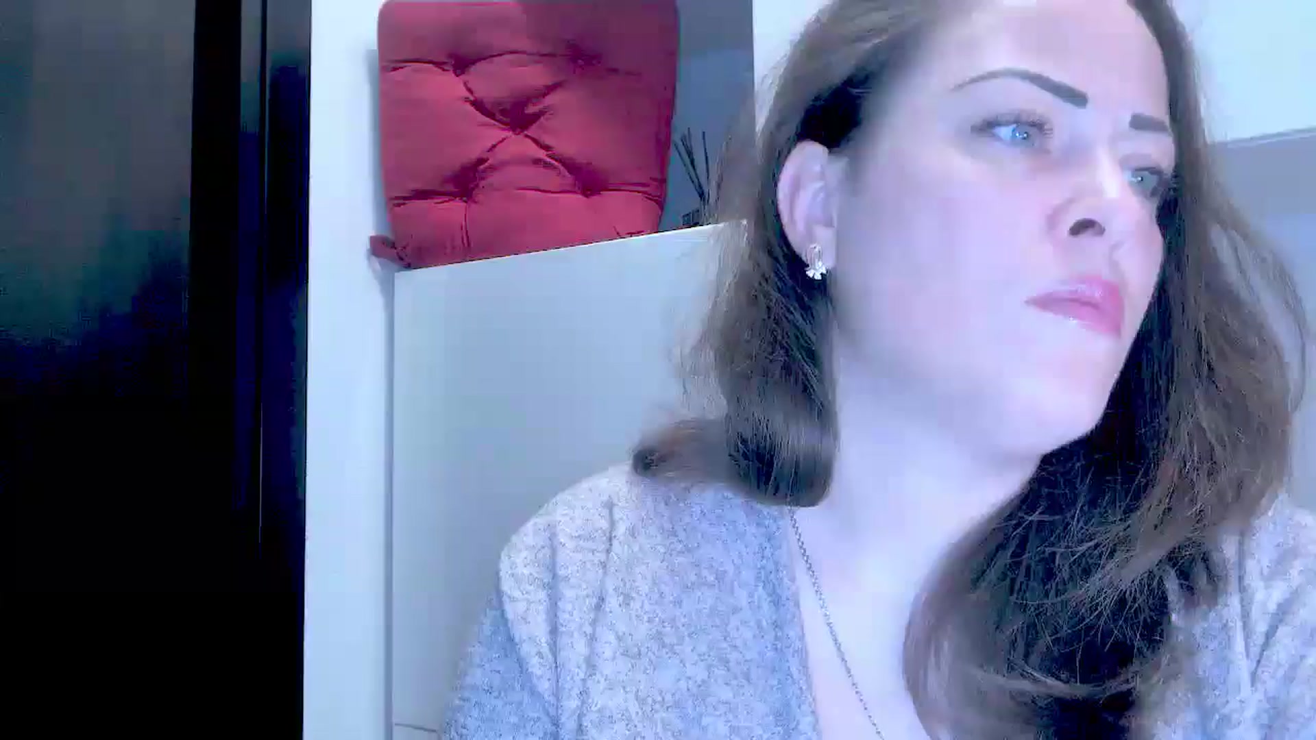 Gallery image thumbnail from Mrsfoxy's myfreecams stream on, 09/01/2025, 14:16 image 11 of 20