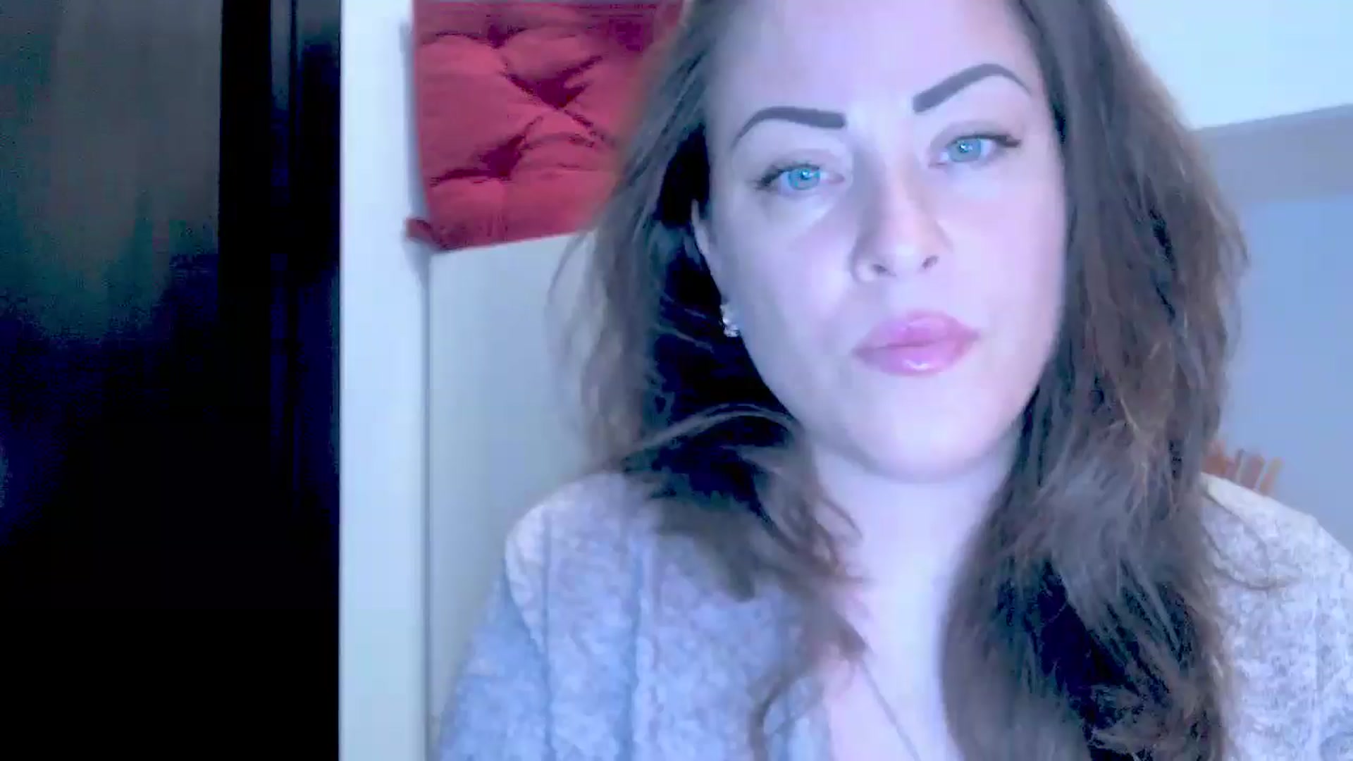 Gallery image thumbnail from Mrsfoxy's myfreecams stream on, 09/01/2025, 14:16 image 19 of 20