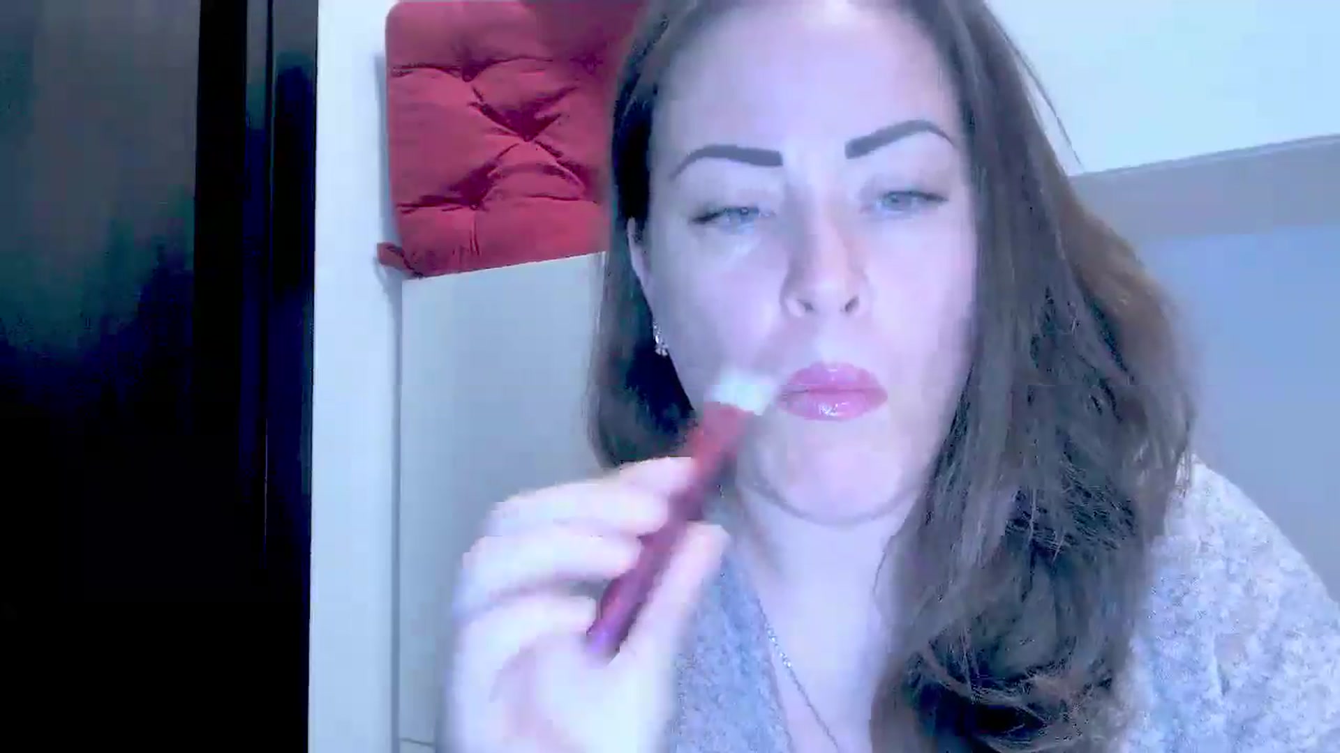 Gallery image thumbnail from Mrsfoxy's myfreecams stream on, 09/01/2025, 14:16 image 4 of 20