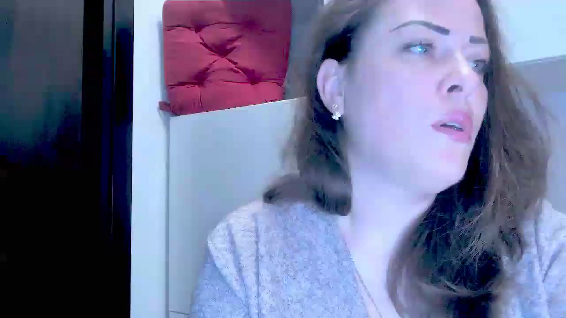 Gallery image thumbnail from Mrsfoxy's myfreecams stream on, 09/01/2025, 14:16 image 10 of 20