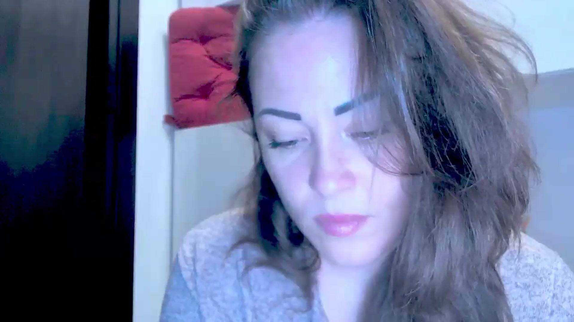 Gallery image thumbnail from Mrsfoxy's myfreecams stream on, 09/01/2025, 14:16 image 16 of 20