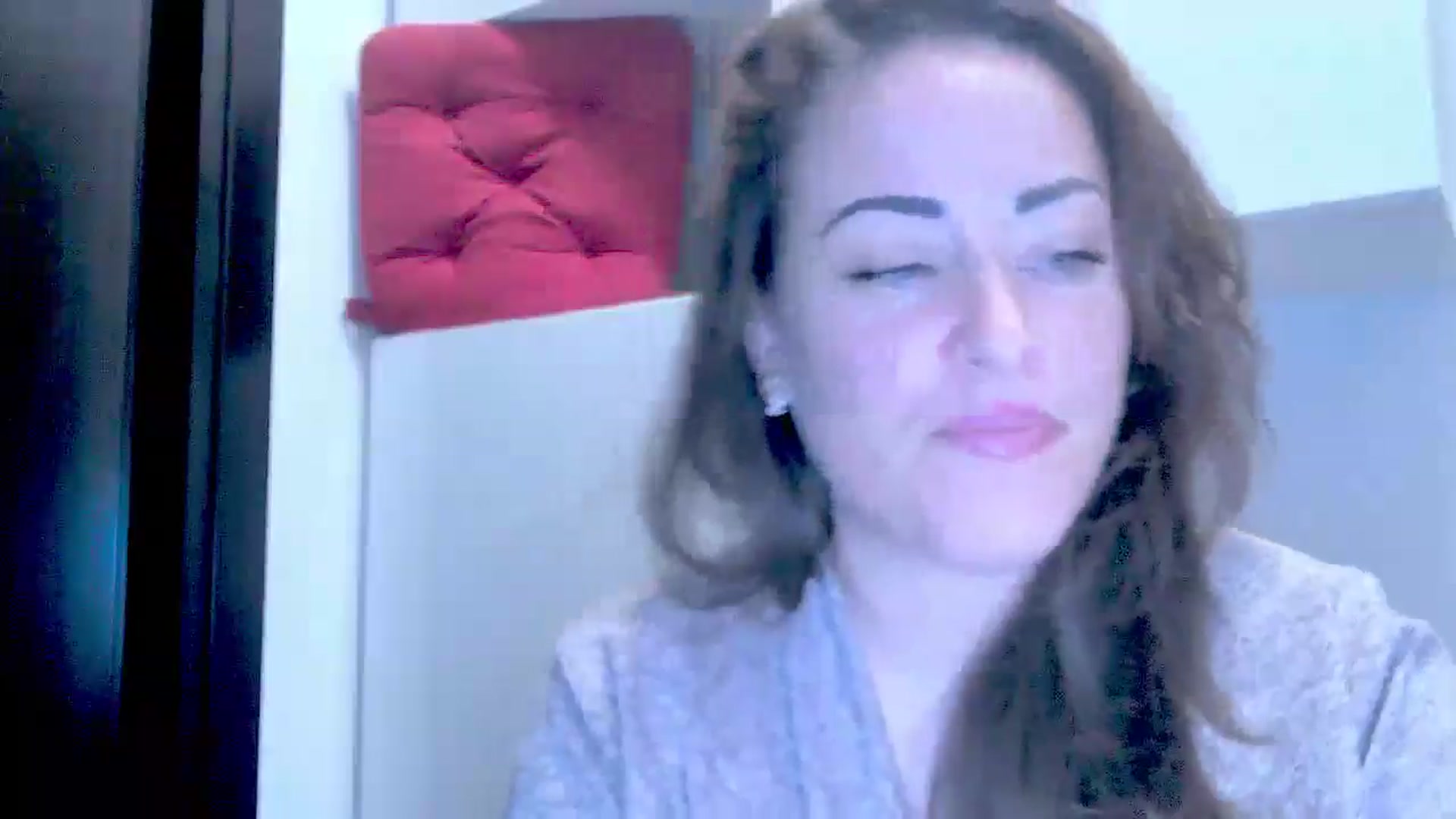 Gallery image thumbnail from Mrsfoxy's myfreecams stream on, 09/01/2025, 15:30 image 11 of 20