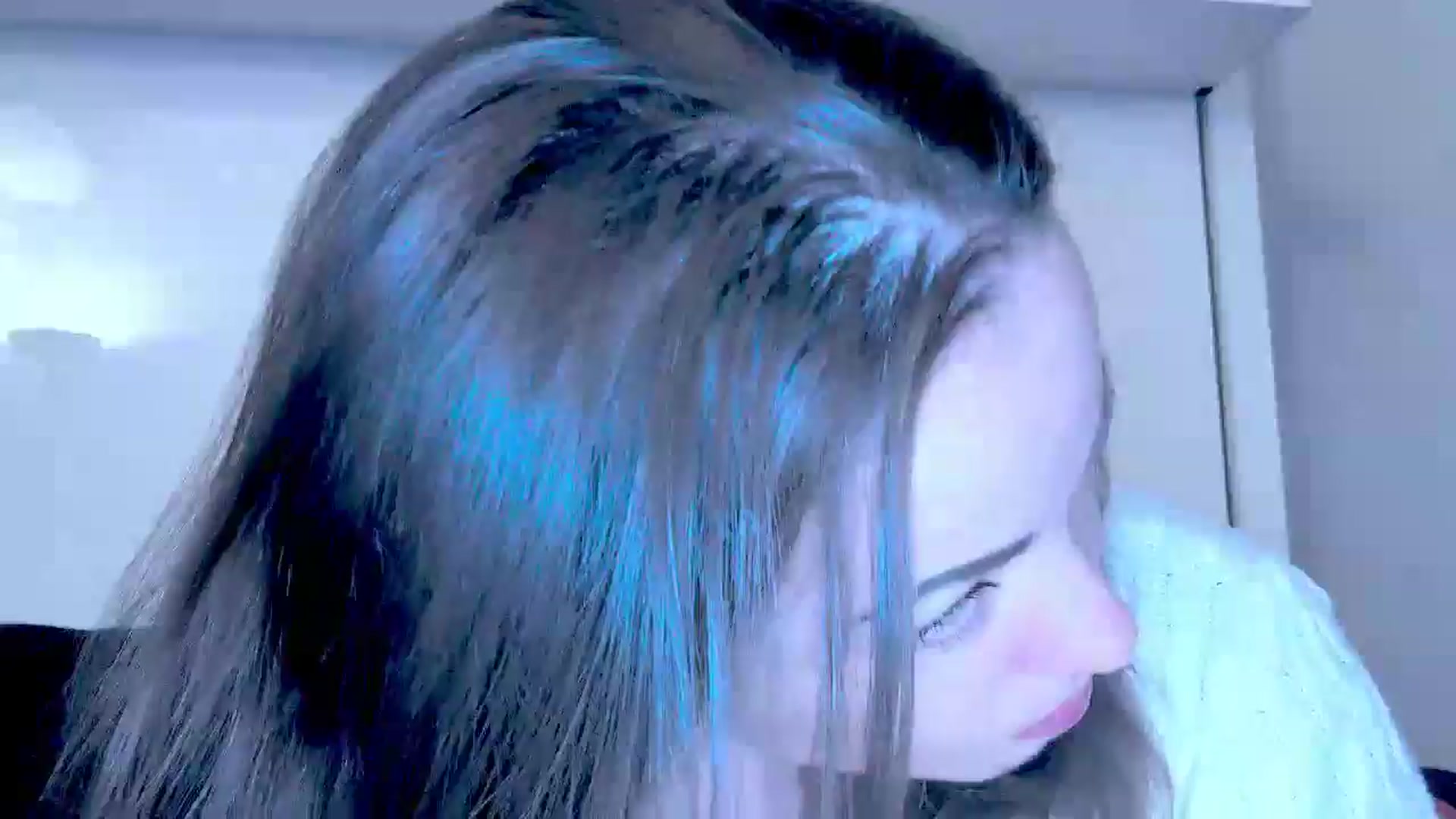Gallery image thumbnail from Mrsfoxy's myfreecams stream on, 09/02/2025, 12:25 image 10 of 20