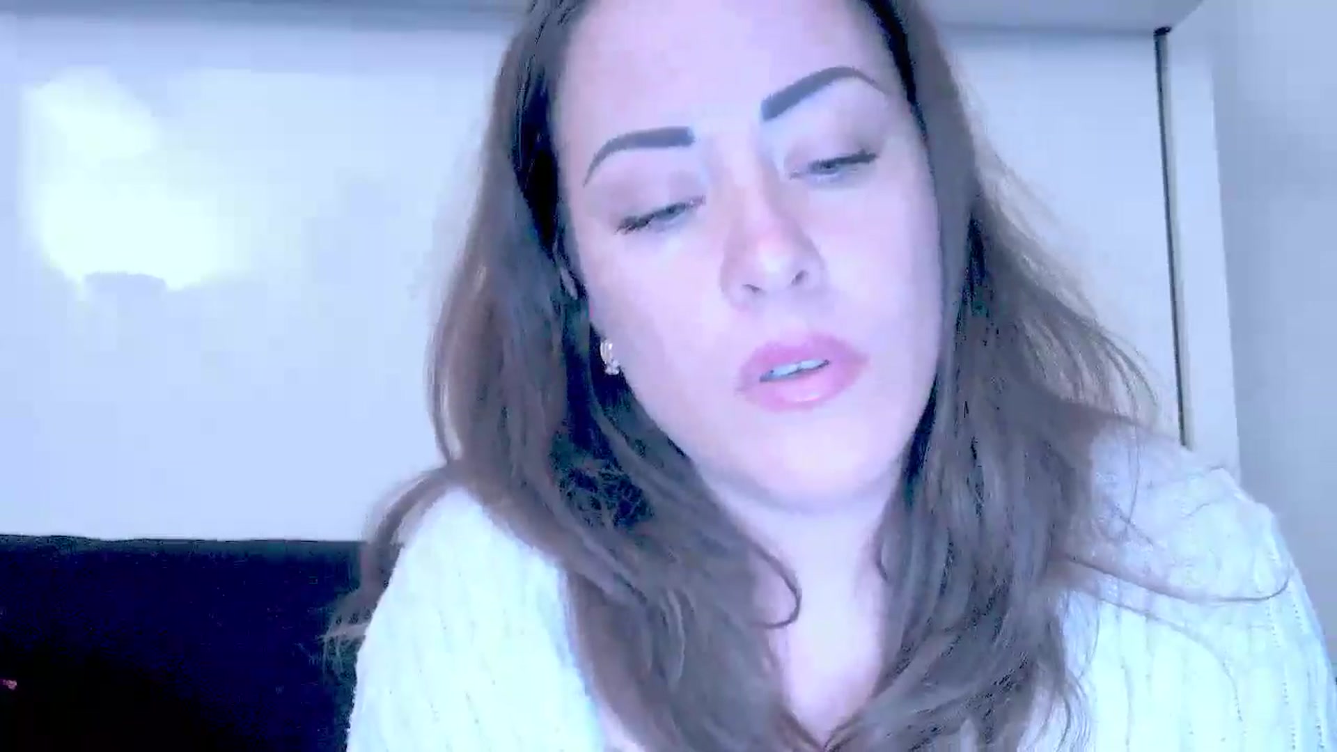 Gallery image thumbnail from Mrsfoxy's myfreecams stream on, 09/02/2025, 15:26 image 11 of 20