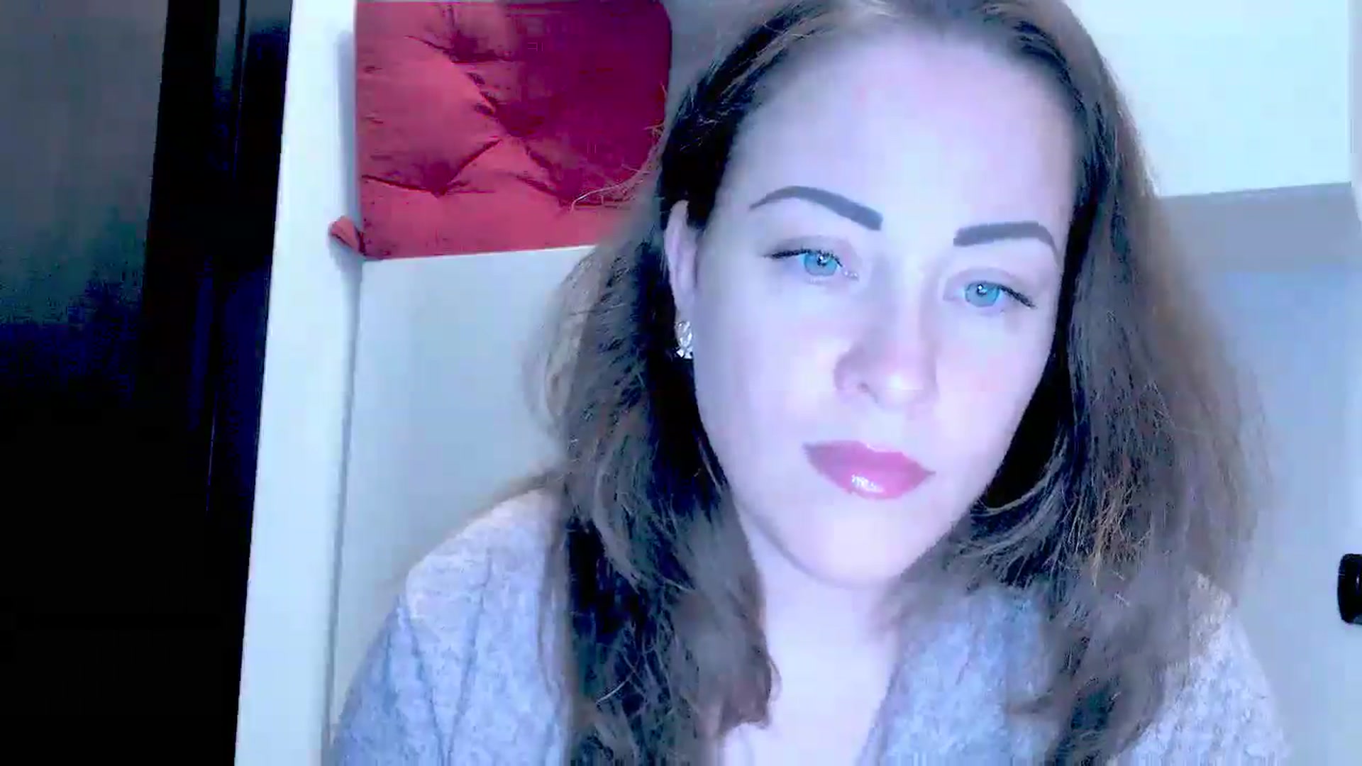 Gallery image thumbnail from Mrsfoxy's myfreecams stream on, 09/03/2025, 15:31 image 5 of 20