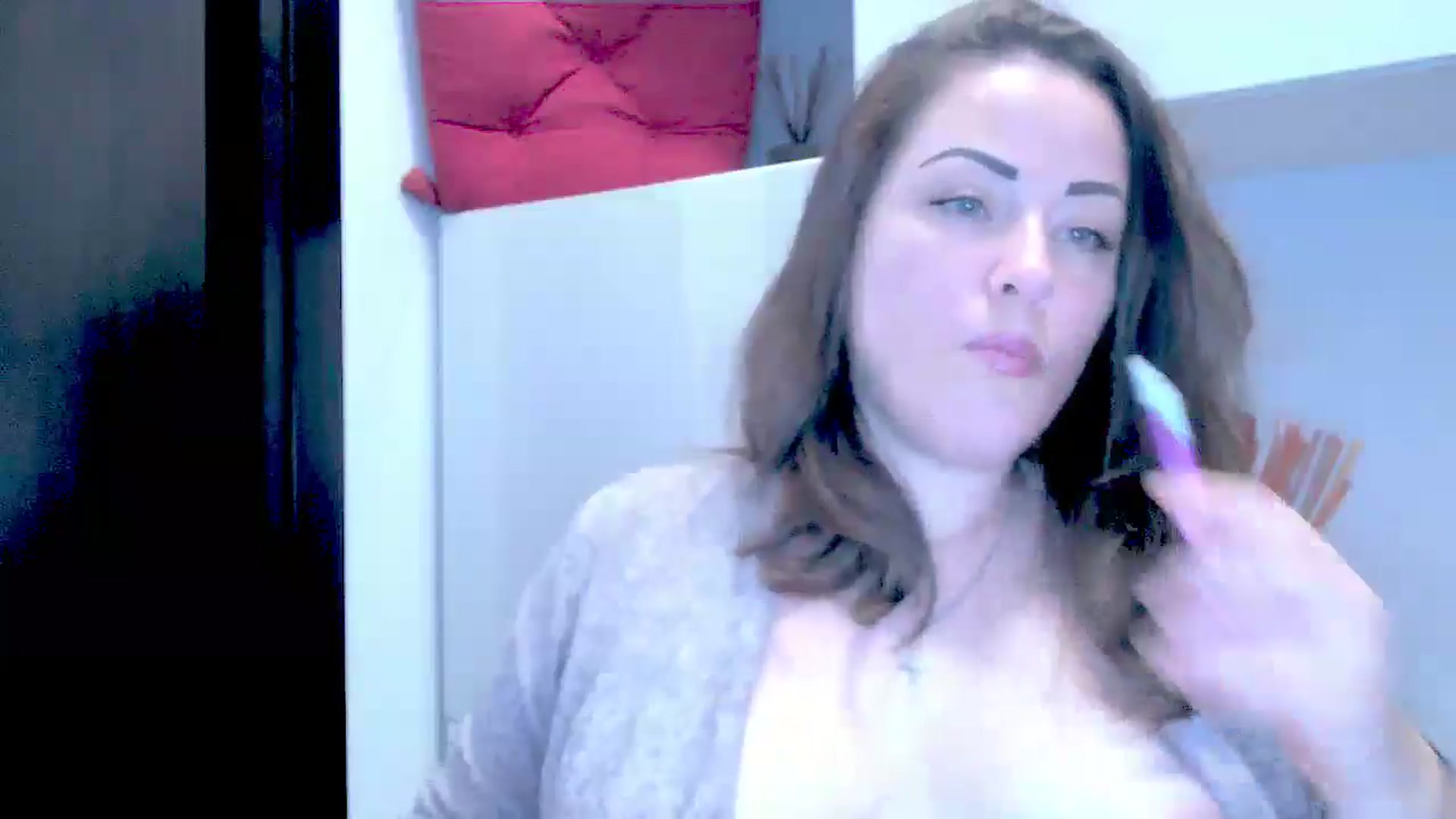 Gallery image thumbnail from Mrsfoxy's myfreecams stream on, 09/03/2025, 15:31 image 15 of 20