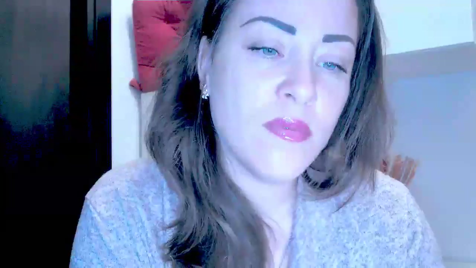 Gallery image thumbnail from Mrsfoxy's myfreecams stream on, 09/03/2025, 15:31 image 3 of 20