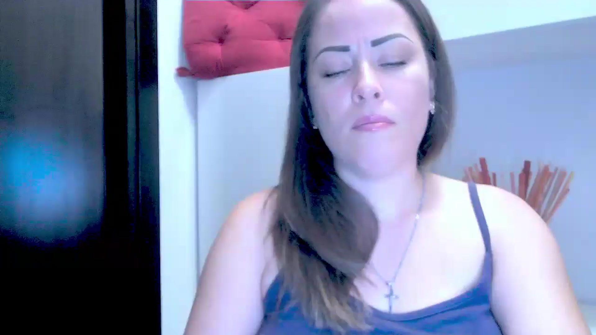 Gallery image thumbnail from Mrsfoxy's myfreecams stream on, 09/05/2025, 15:13 image 19 of 20