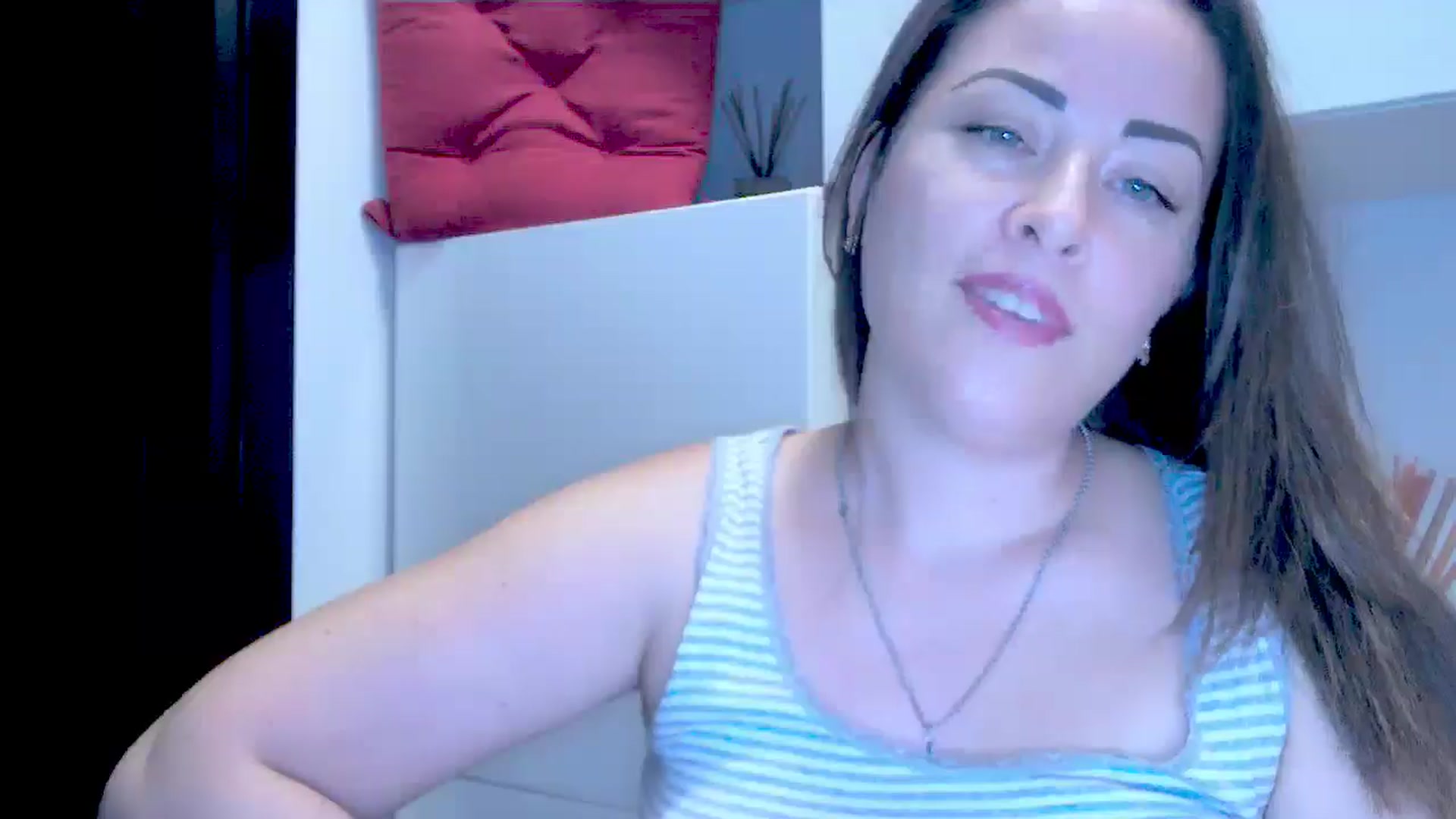Gallery image thumbnail from Mrsfoxy's myfreecams stream on, 09/08/2025, 15:10 image 7 of 20