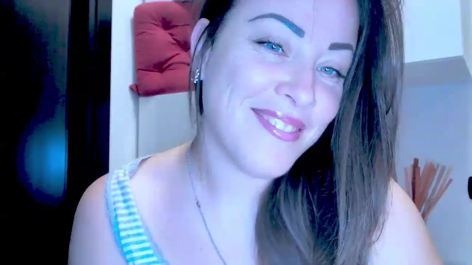 Gallery image thumbnail from Mrsfoxy's myfreecams stream on, 09/08/2025, 15:10 image 4 of 20