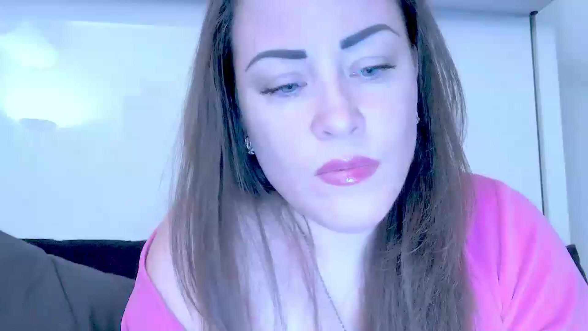 Gallery image thumbnail from Mrsfoxy's myfreecams stream on, 09/16/2025, 13:25 image 20 of 20
