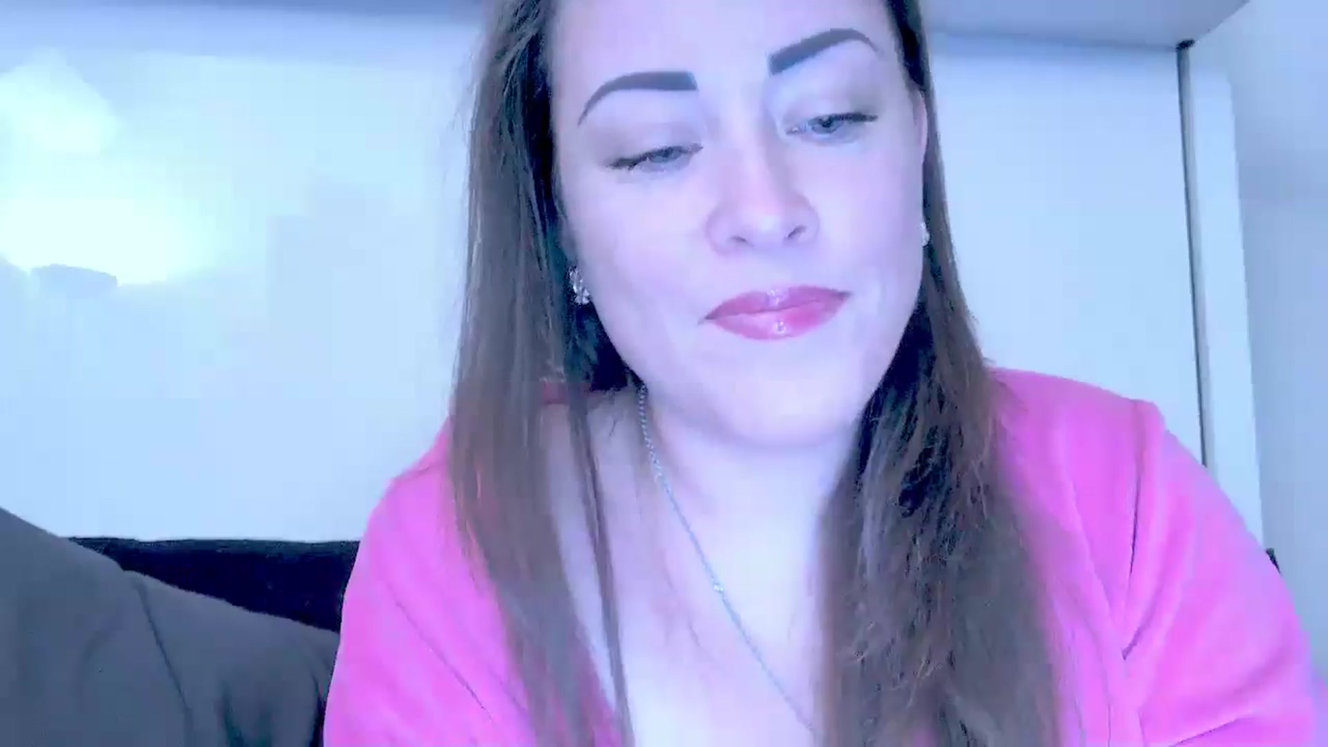Gallery image thumbnail from Mrsfoxy's myfreecams stream on, 09/16/2025, 13:25 image 15 of 20