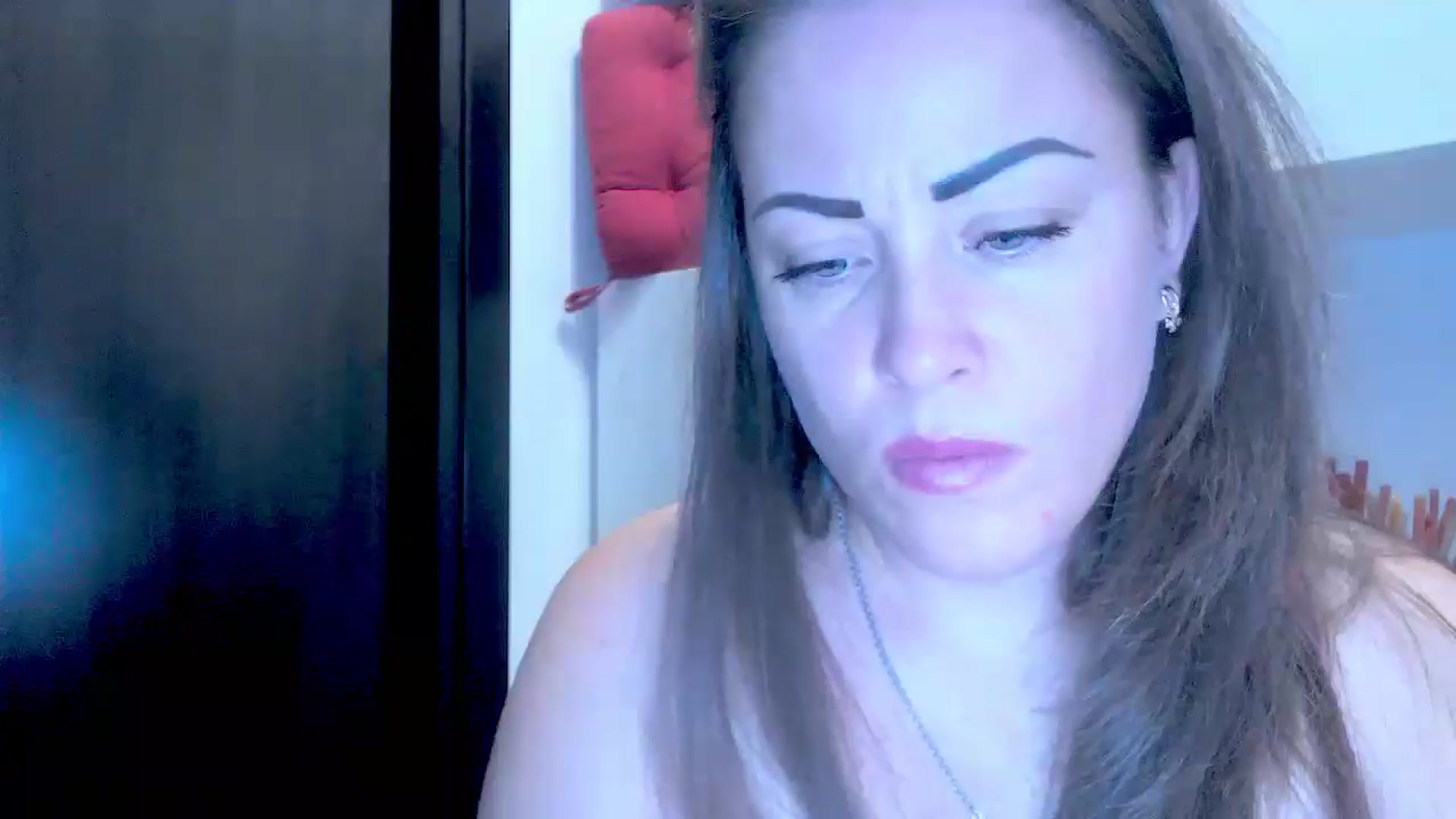 Gallery image thumbnail from Mrsfoxy's myfreecams stream on, 09/17/2025, 15:05 image 20 of 20