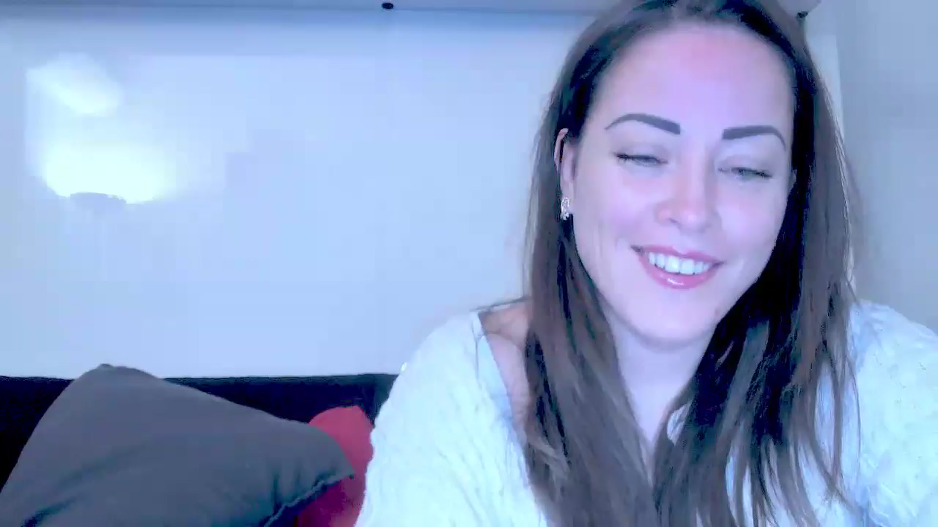 Gallery image thumbnail from Mrsfoxy's myfreecams stream on, 09/18/2025, 11:03 image 19 of 20