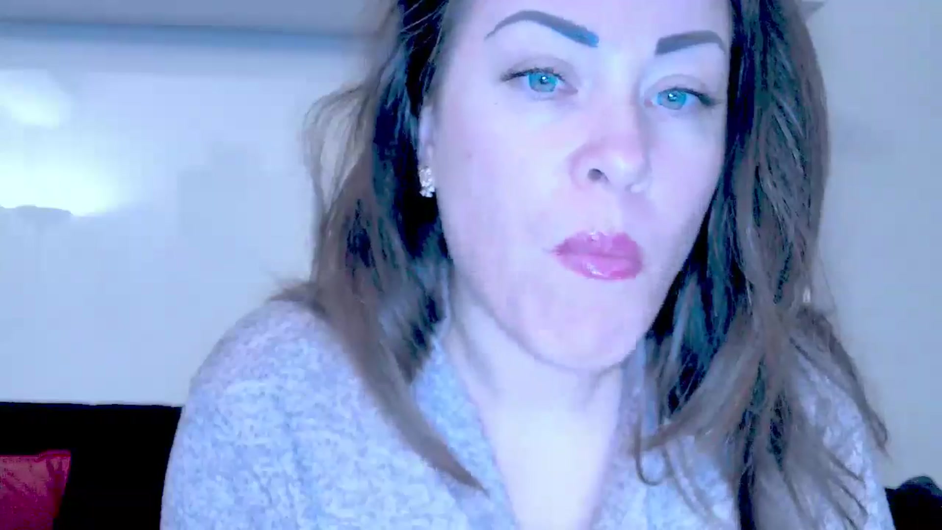 Gallery image thumbnail from Mrsfoxy's myfreecams stream on, 09/23/2025, 15:29 image 4 of 20