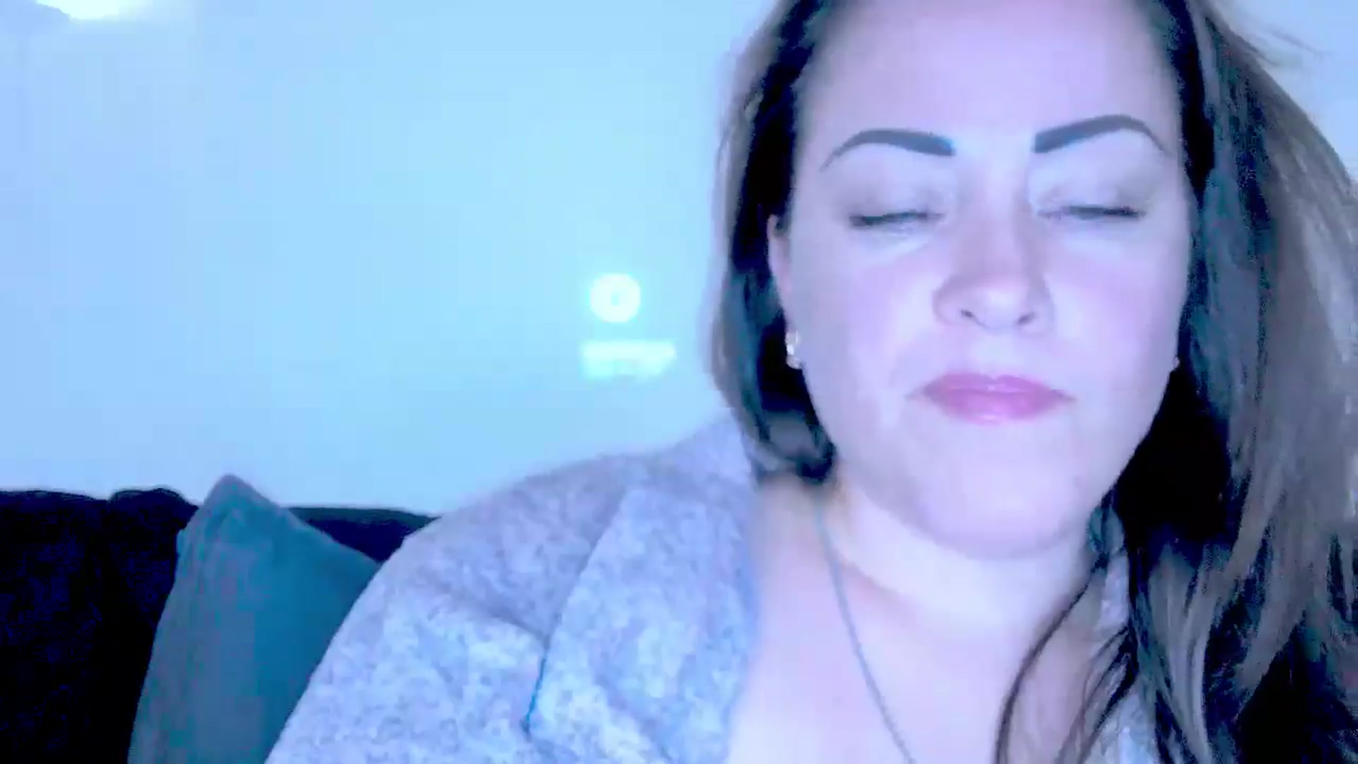 Gallery image thumbnail from Mrsfoxy's myfreecams stream on, 09/23/2025, 15:29 image 18 of 20