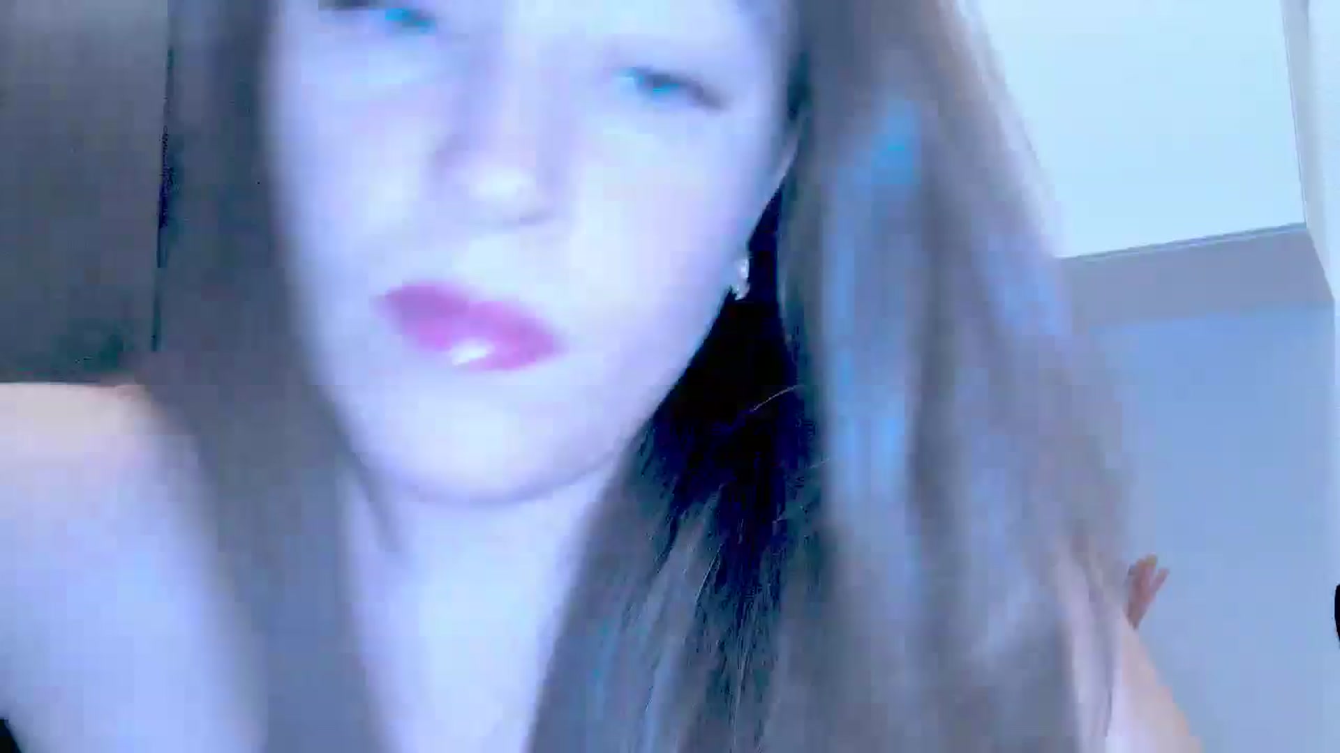 Gallery image thumbnail from Mrsfoxy's myfreecams stream on, 09/24/2025, 13:32 image 9 of 20