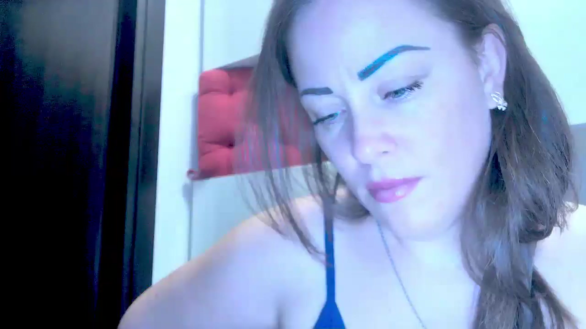 Gallery image thumbnail from Mrsfoxy's myfreecams stream on, 09/24/2025, 15:23 image 15 of 20