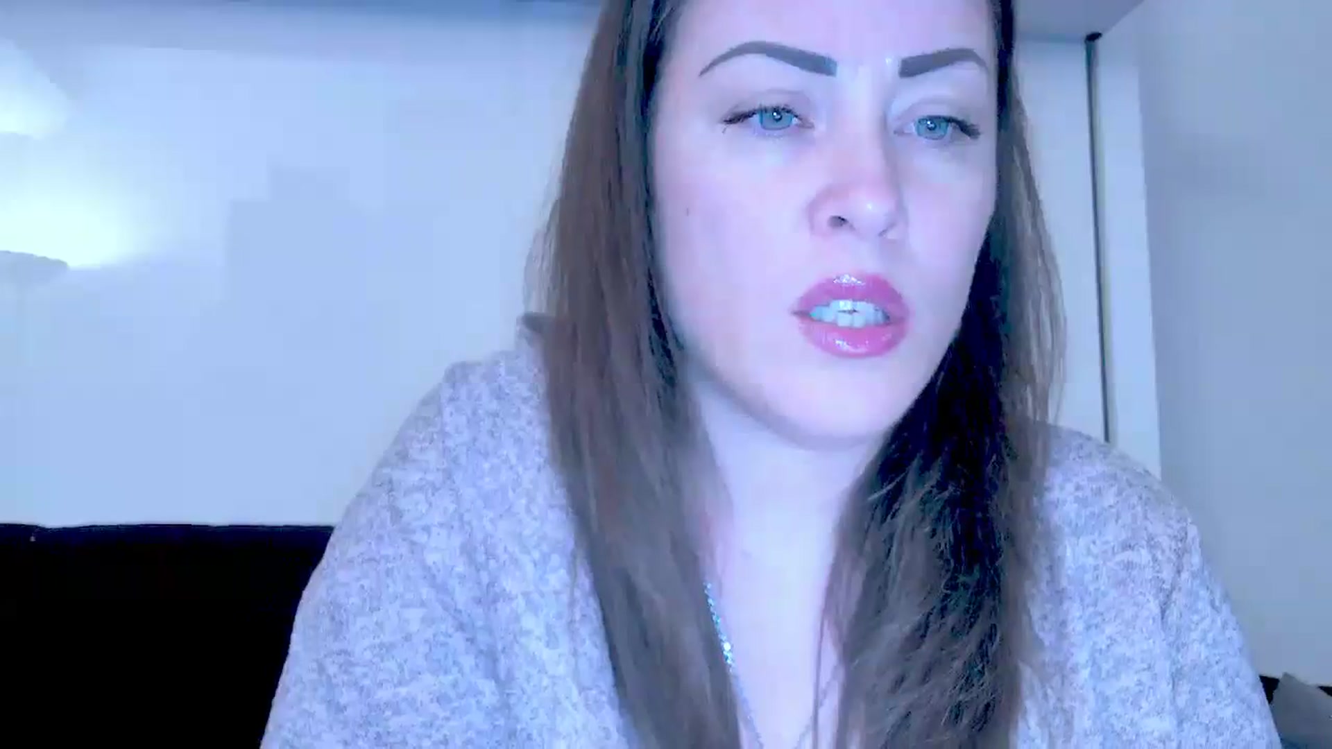 Gallery image thumbnail from Mrsfoxy's myfreecams stream on, 09/25/2025, 15:28 image 19 of 20