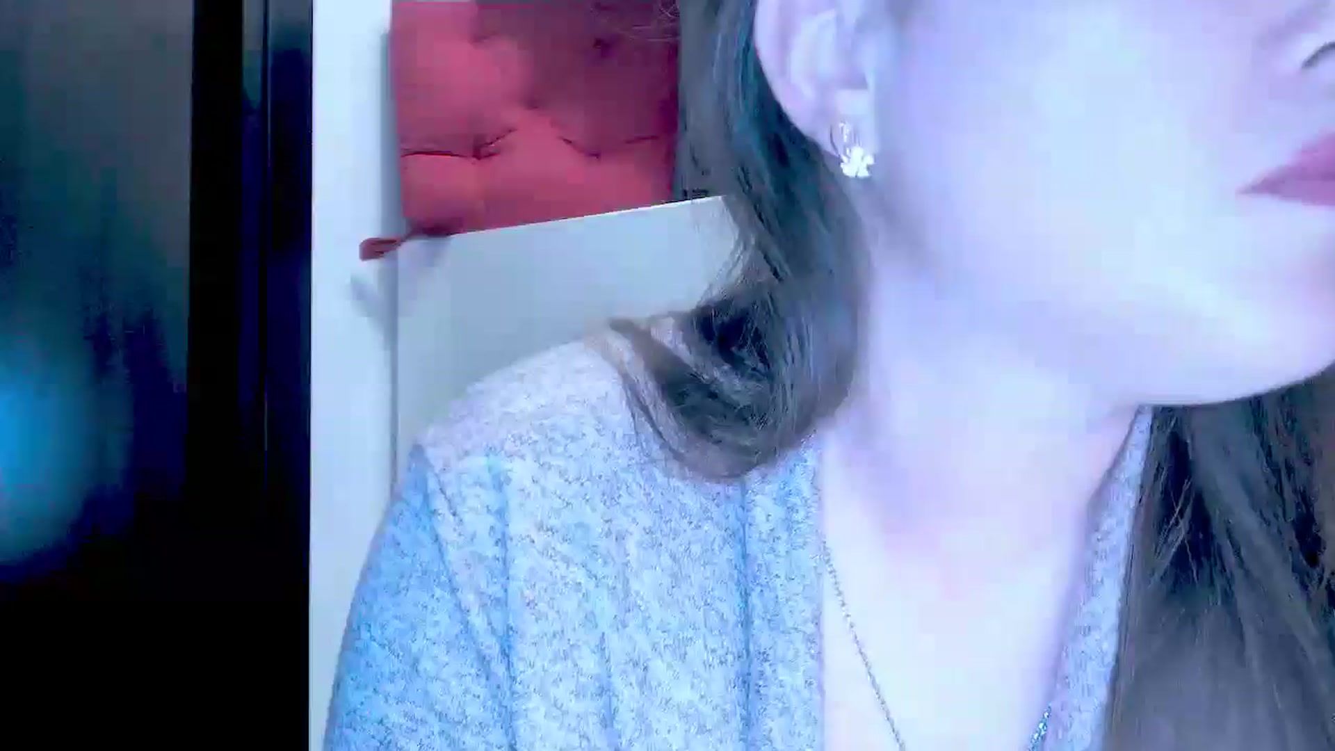 Gallery image thumbnail from Mrsfoxy's myfreecams stream on, 09/26/2025, 13:44 image 5 of 20