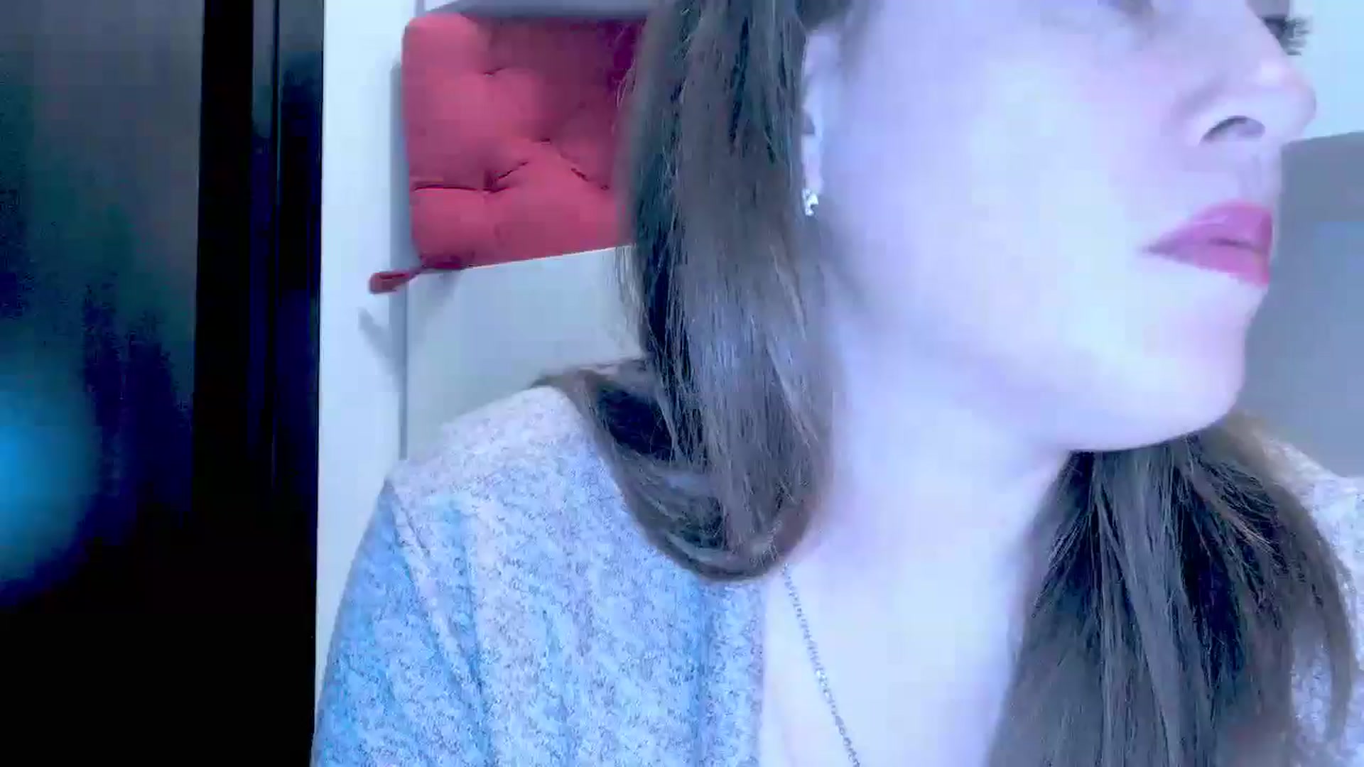 Gallery image thumbnail from Mrsfoxy's myfreecams stream on, 09/26/2025, 13:44 image 1 of 20
