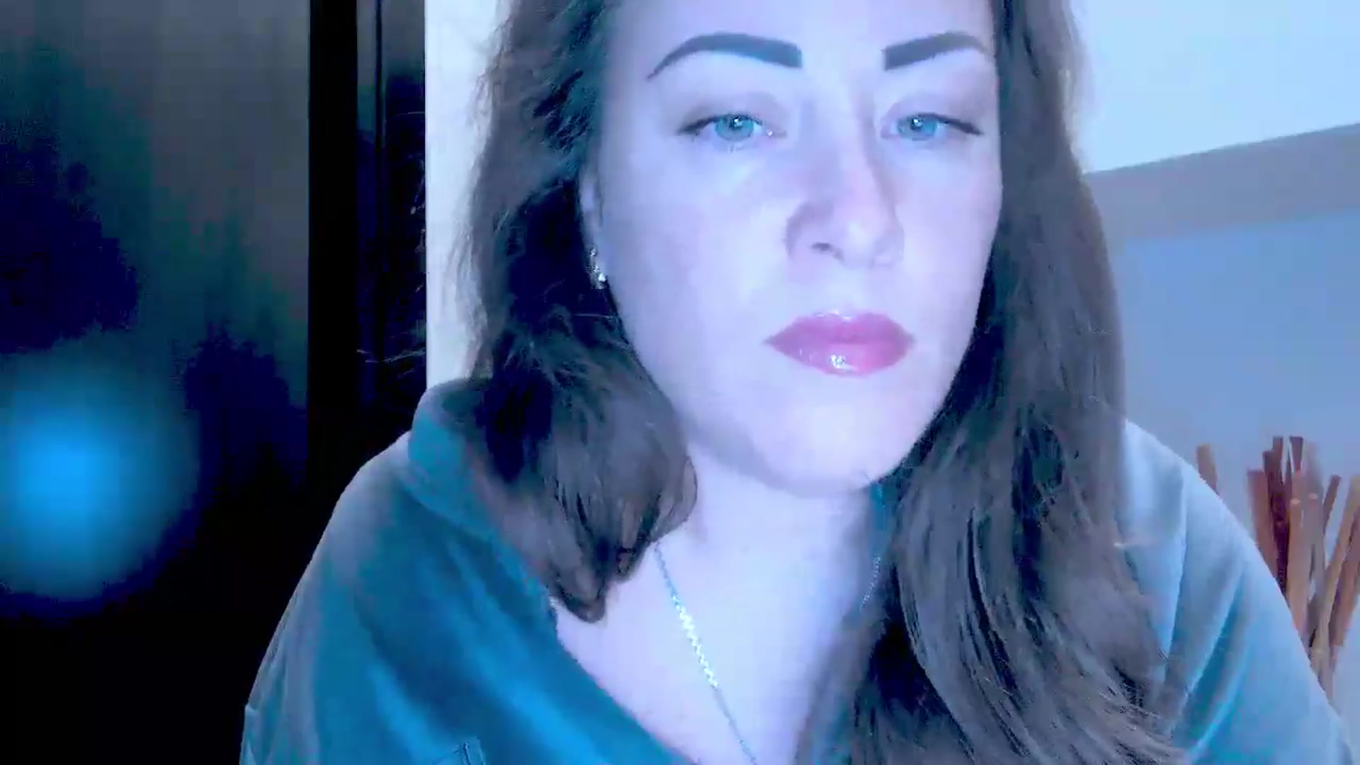 Gallery image thumbnail from Mrsfoxy's myfreecams stream on, 09/29/2025, 14:38 image 4 of 20