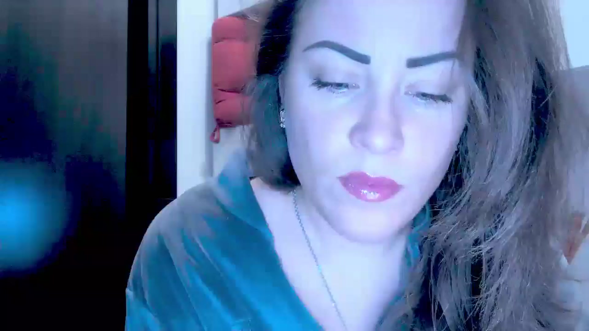Gallery image thumbnail from Mrsfoxy's myfreecams stream on, 09/29/2025, 14:38 image 1 of 20