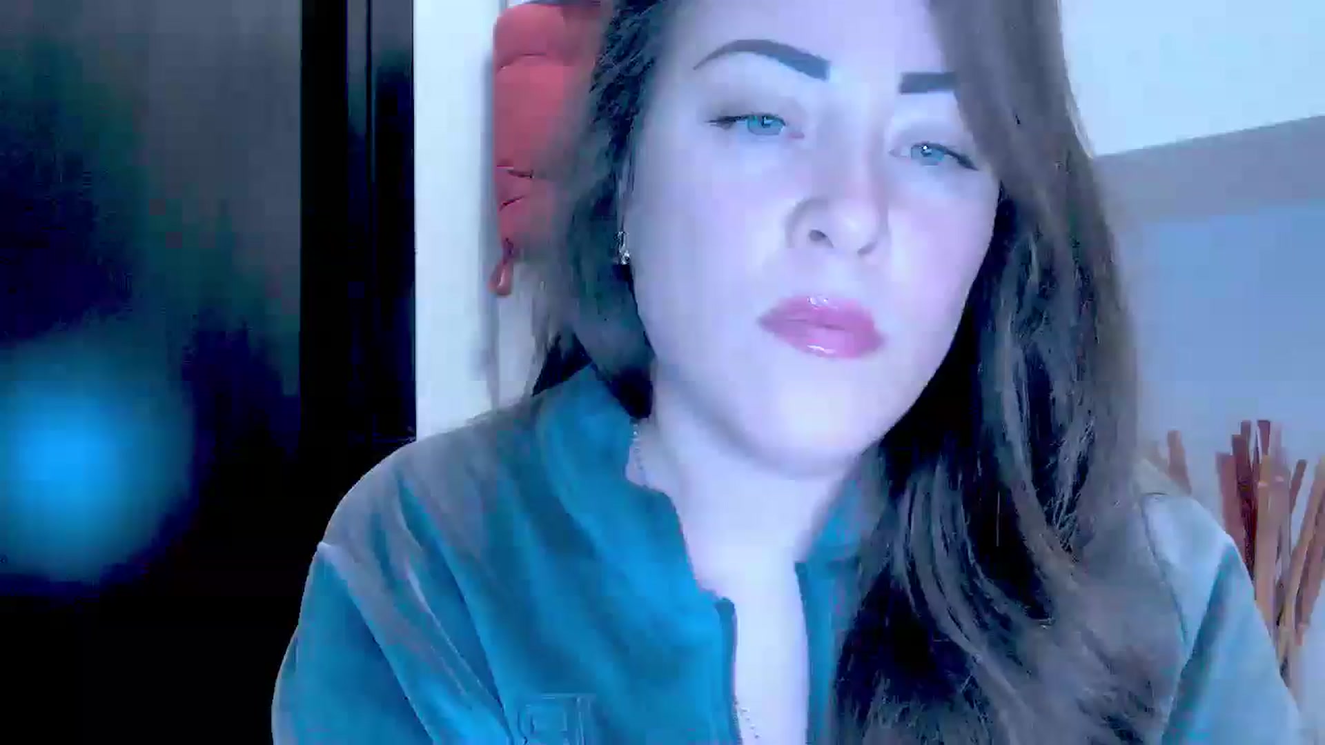 Gallery image thumbnail from Mrsfoxy's myfreecams stream on, 09/29/2025, 14:38 image 9 of 20