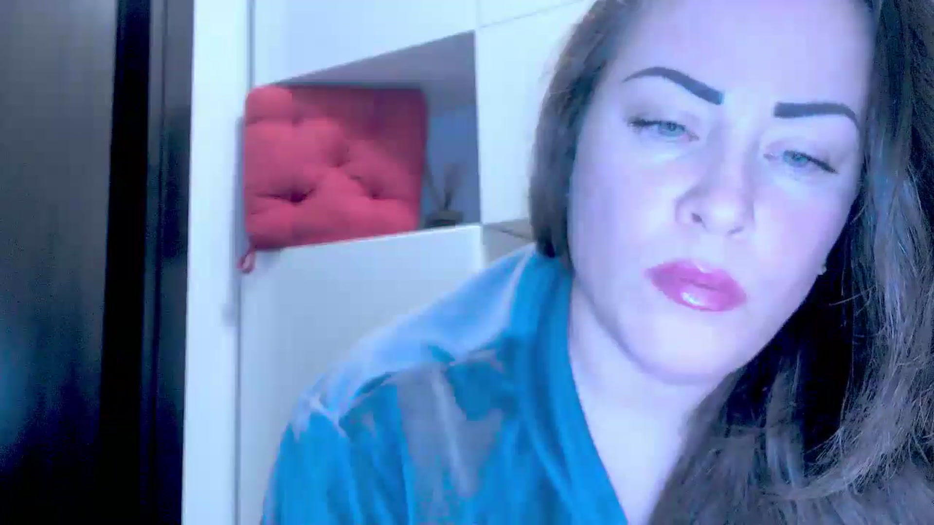 Gallery image thumbnail from Mrsfoxy's myfreecams stream on, 09/29/2025, 15:30 image 5 of 20