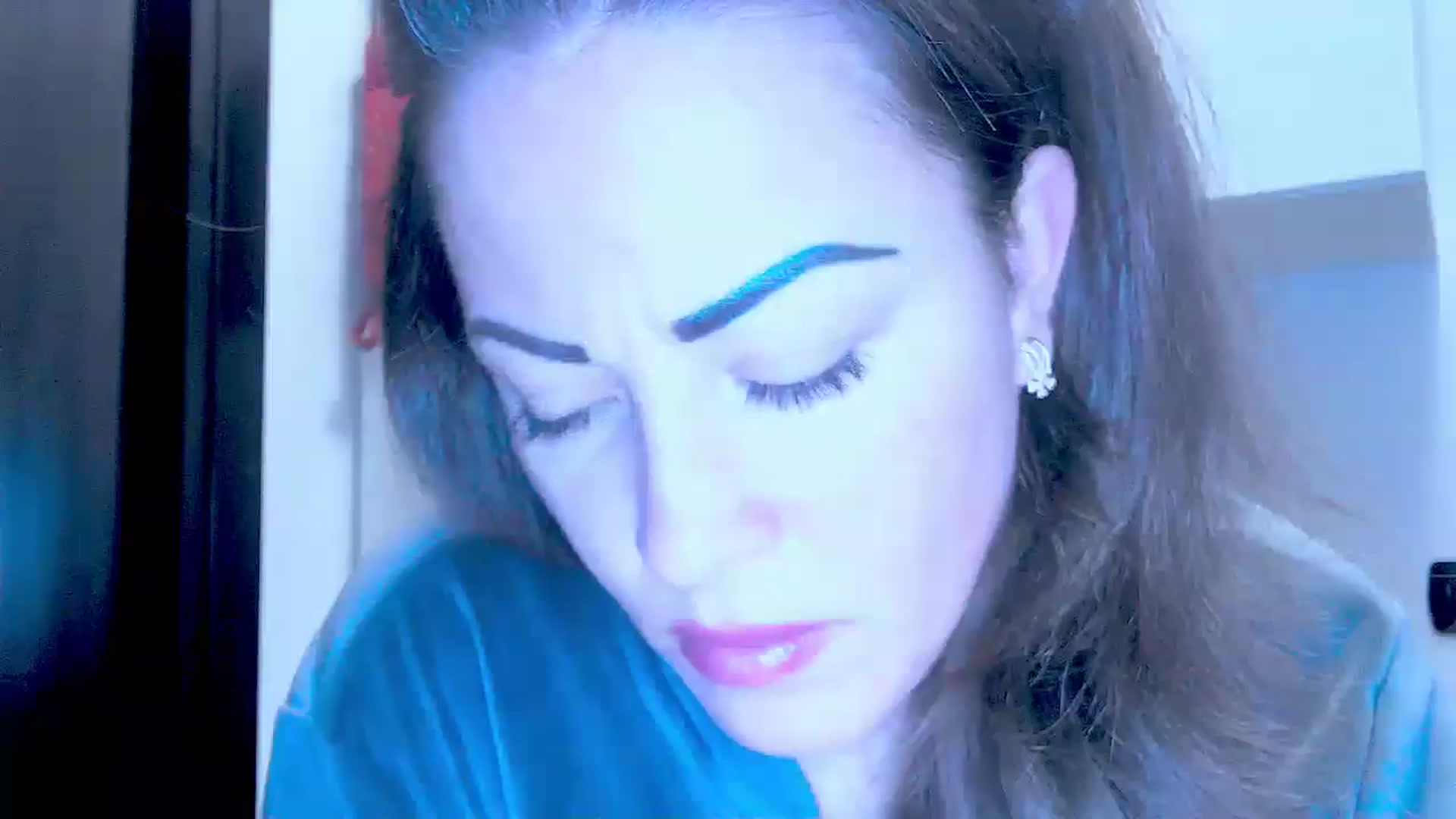 Gallery image thumbnail from Mrsfoxy's myfreecams stream on, 09/29/2025, 15:30 image 10 of 20
