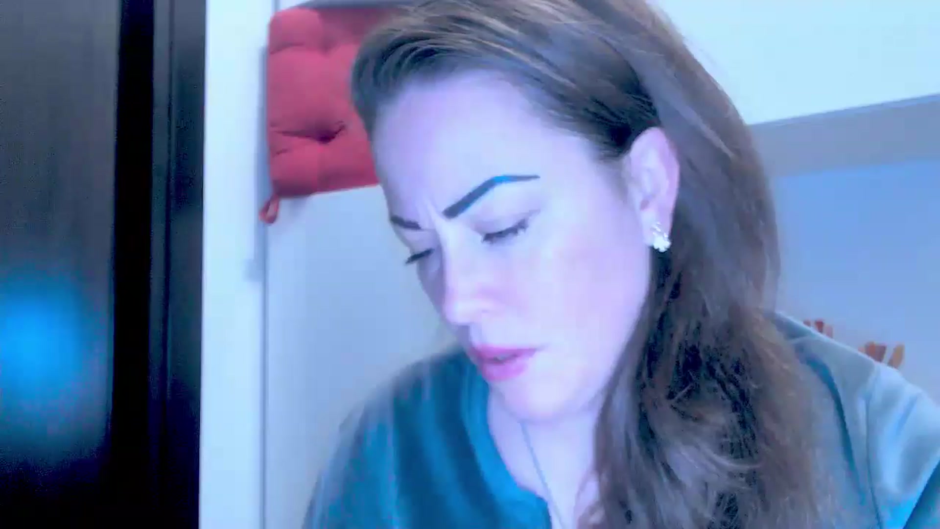 Gallery image thumbnail from Mrsfoxy's myfreecams stream on, 09/29/2025, 15:30 image 16 of 20