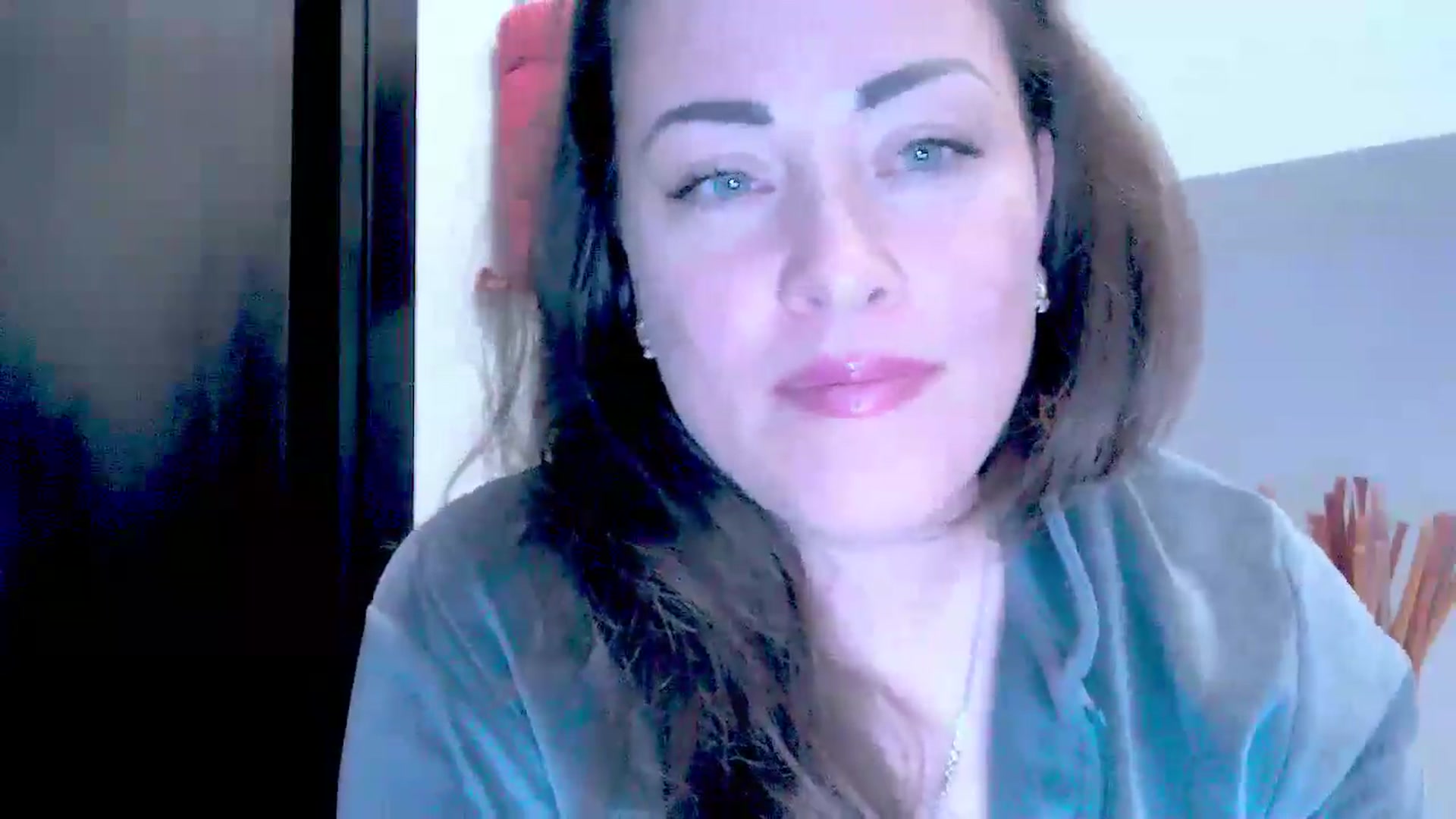 Gallery image thumbnail from Mrsfoxy's myfreecams stream on, 10/01/2025, 15:39 image 2 of 20
