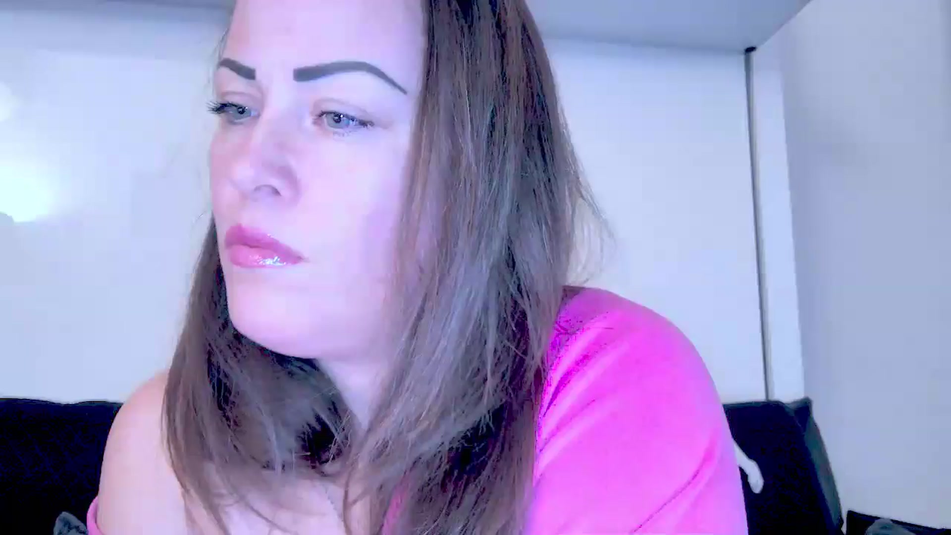 Gallery image thumbnail from Mrsfoxy's myfreecams stream on, 10/07/2025, 15:33 image 5 of 20