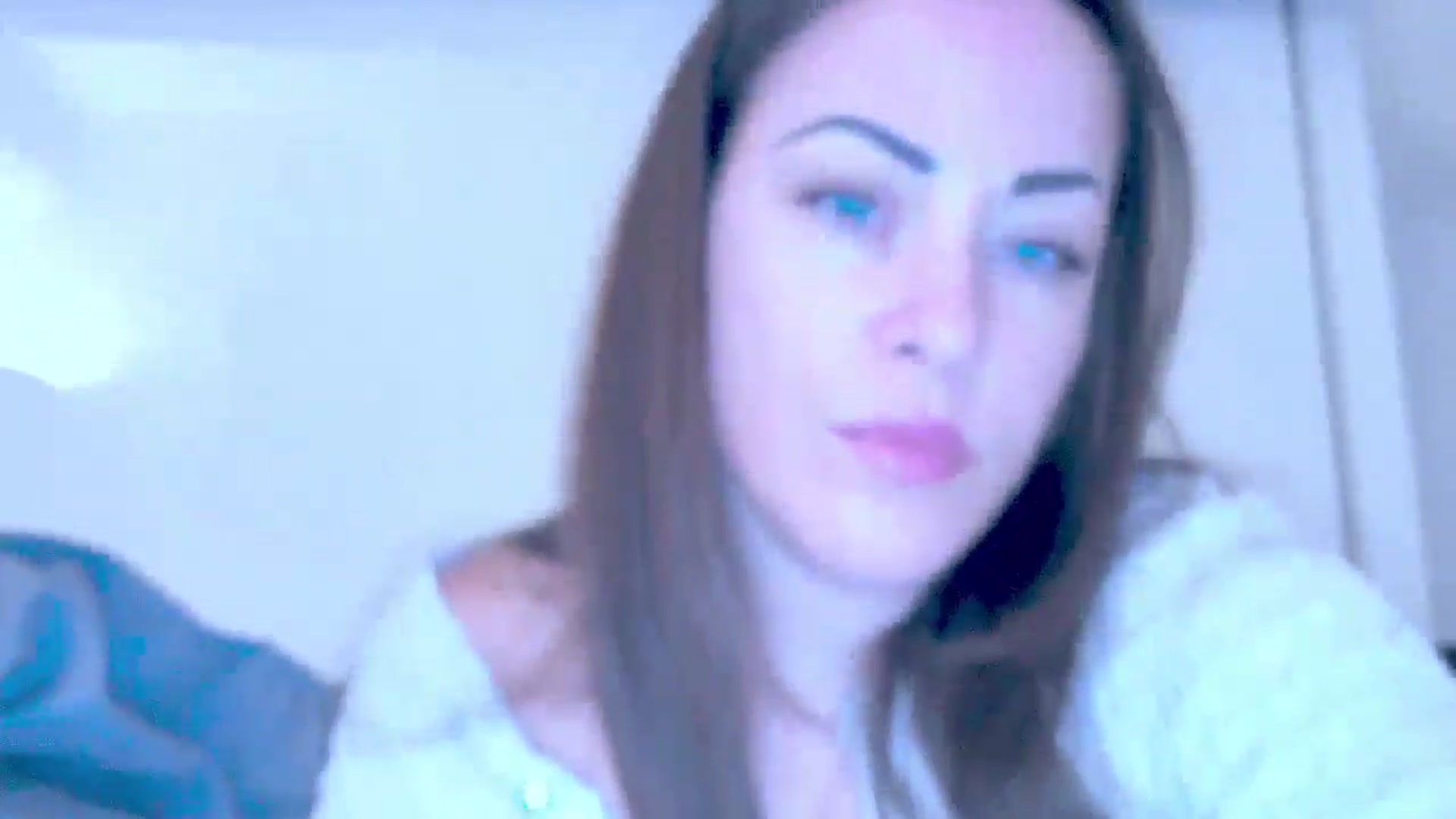 Gallery image thumbnail from Mrsfoxy's myfreecams stream on, 10/09/2025, 15:21 image 4 of 20