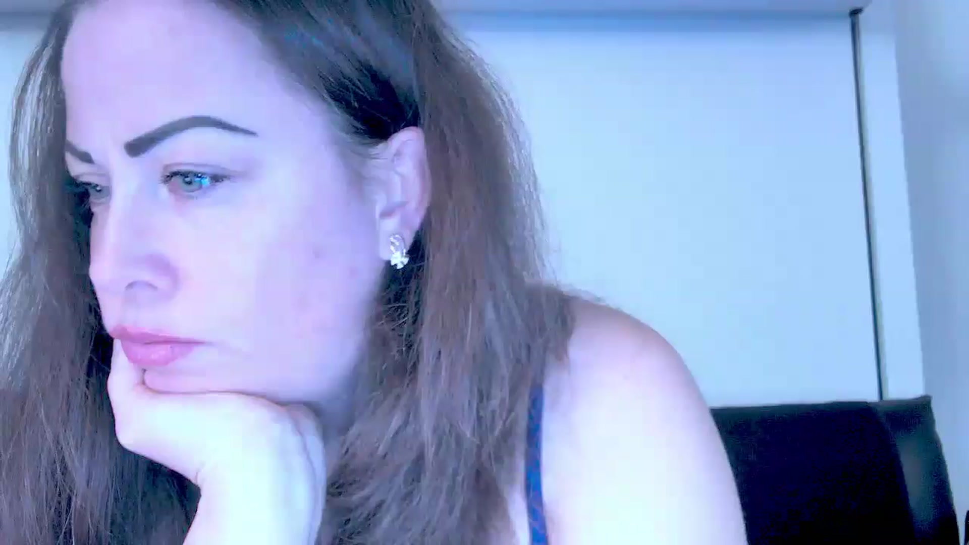 Gallery image thumbnail from Mrsfoxy's myfreecams stream on, 10/10/2025, 15:20 image 18 of 20