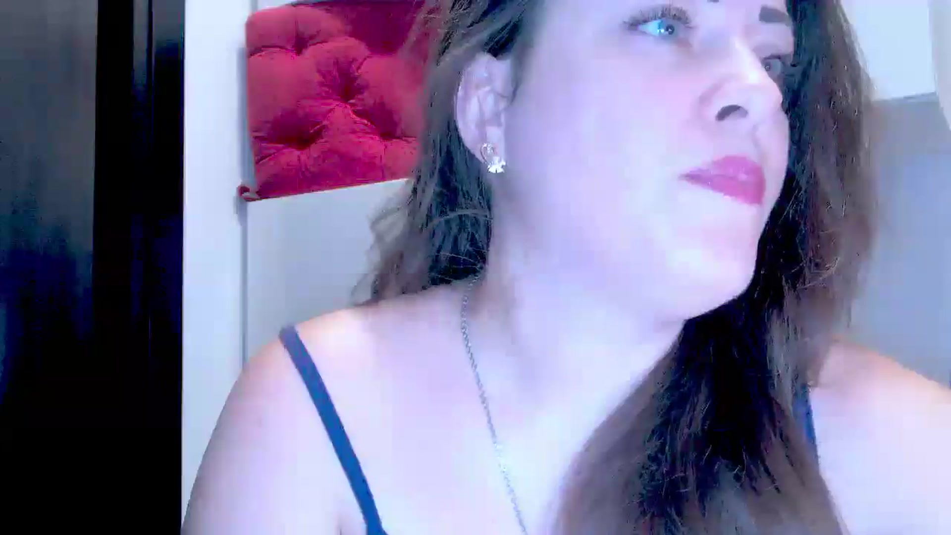 Gallery image thumbnail from Mrsfoxy's myfreecams stream on, 10/13/2025, 13:17 image 20 of 20