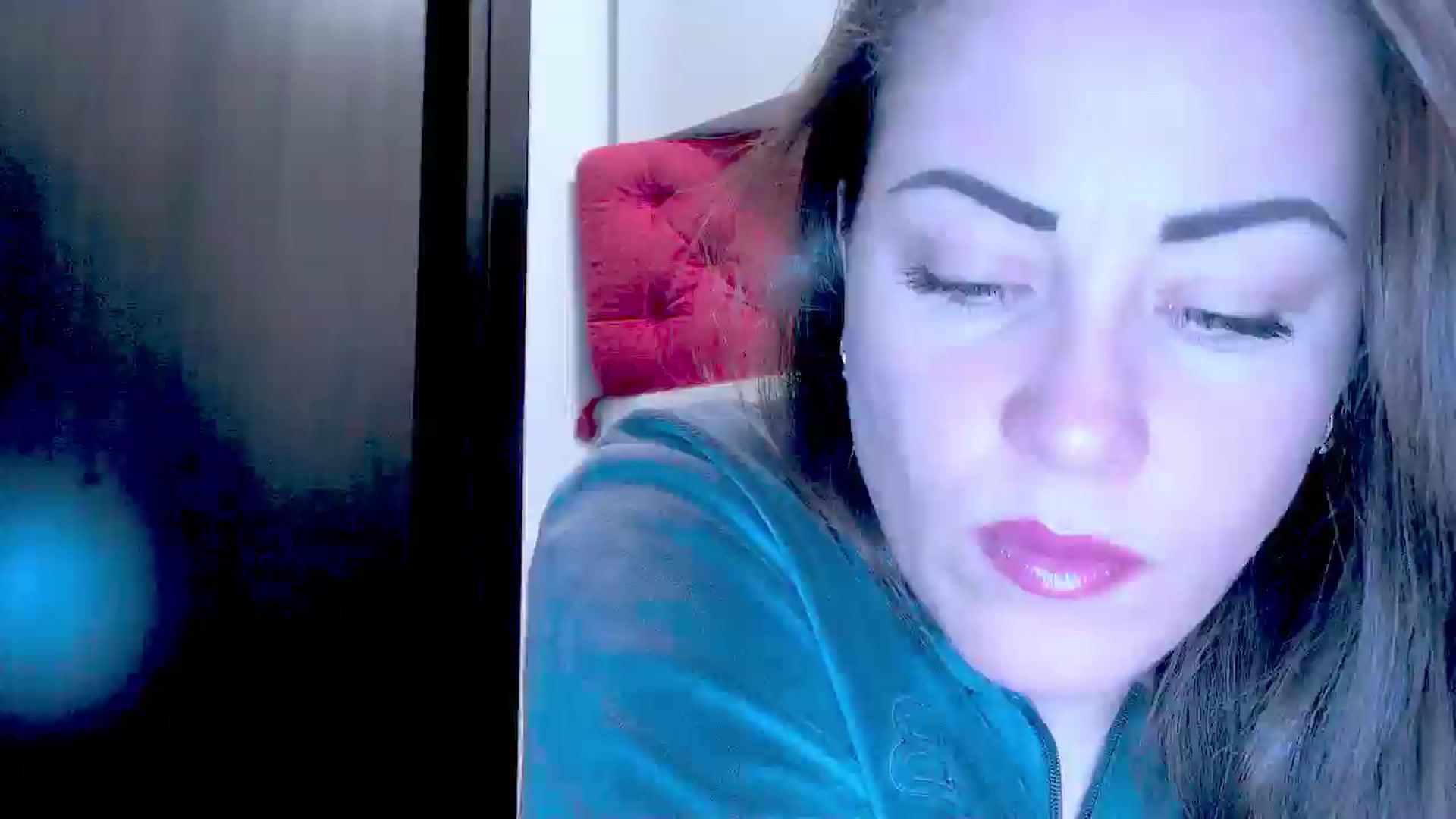 Gallery image thumbnail from Mrsfoxy's myfreecams stream on, 10/15/2025, 13:31 image 19 of 20