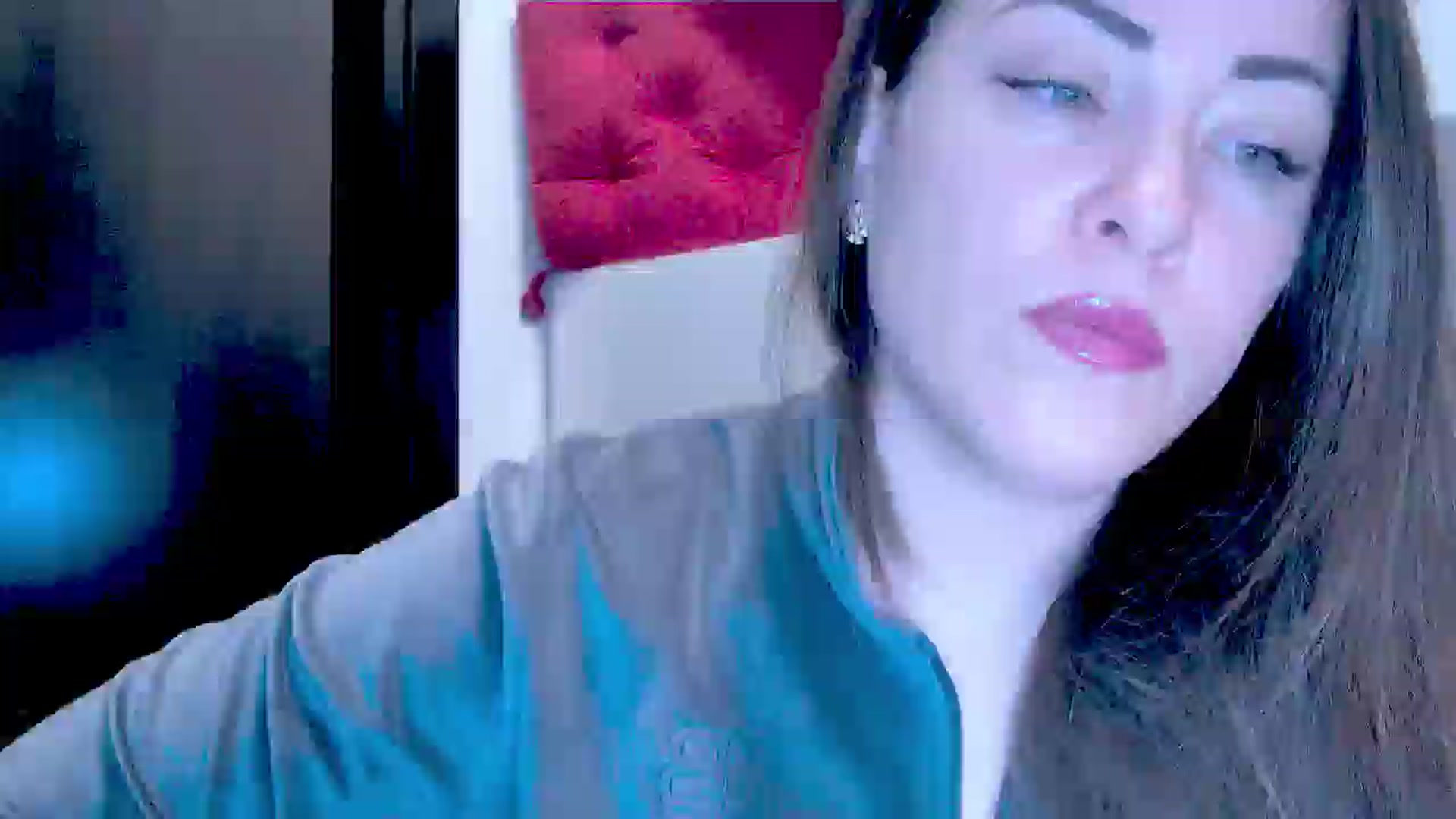 Gallery image thumbnail from Mrsfoxy's myfreecams stream on, 10/15/2025, 13:31 image 5 of 20