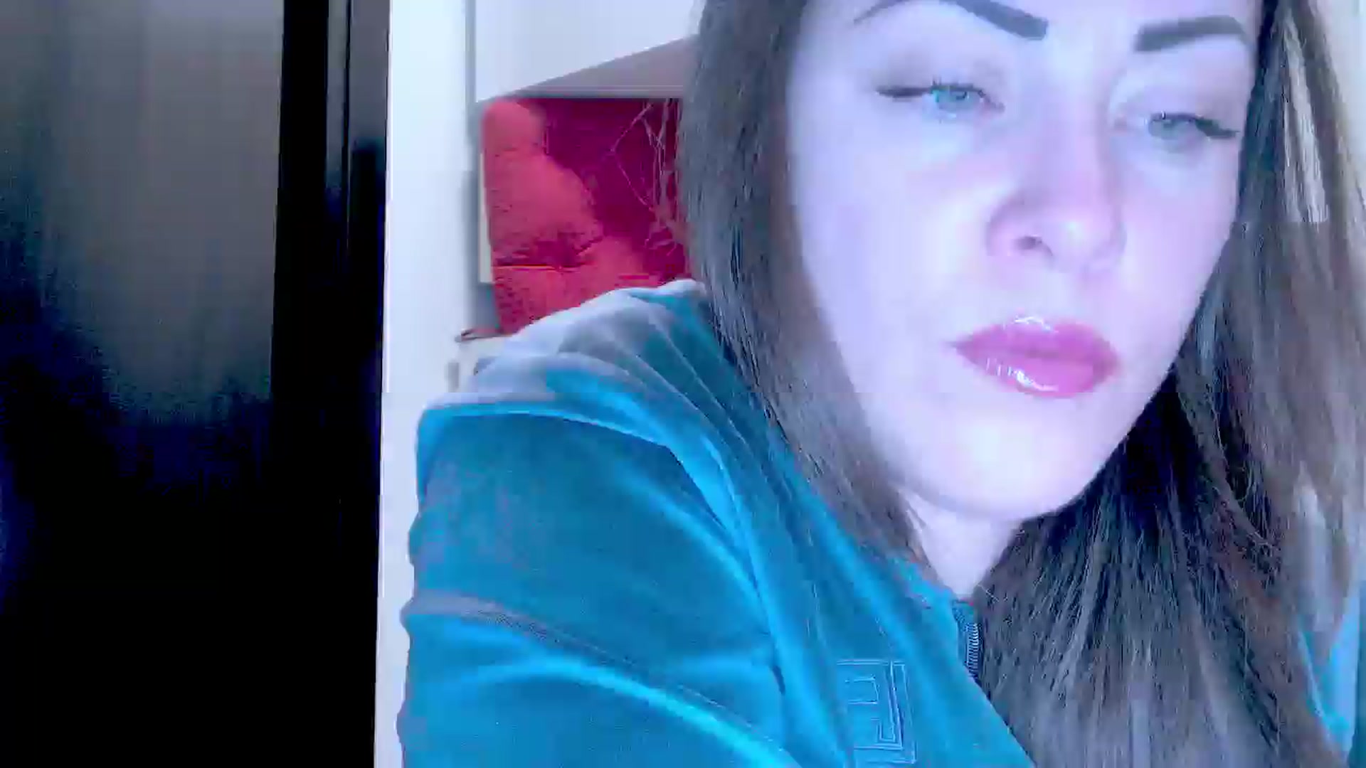 Gallery image thumbnail from Mrsfoxy's myfreecams stream on, 10/15/2025, 13:55 image 1 of 20