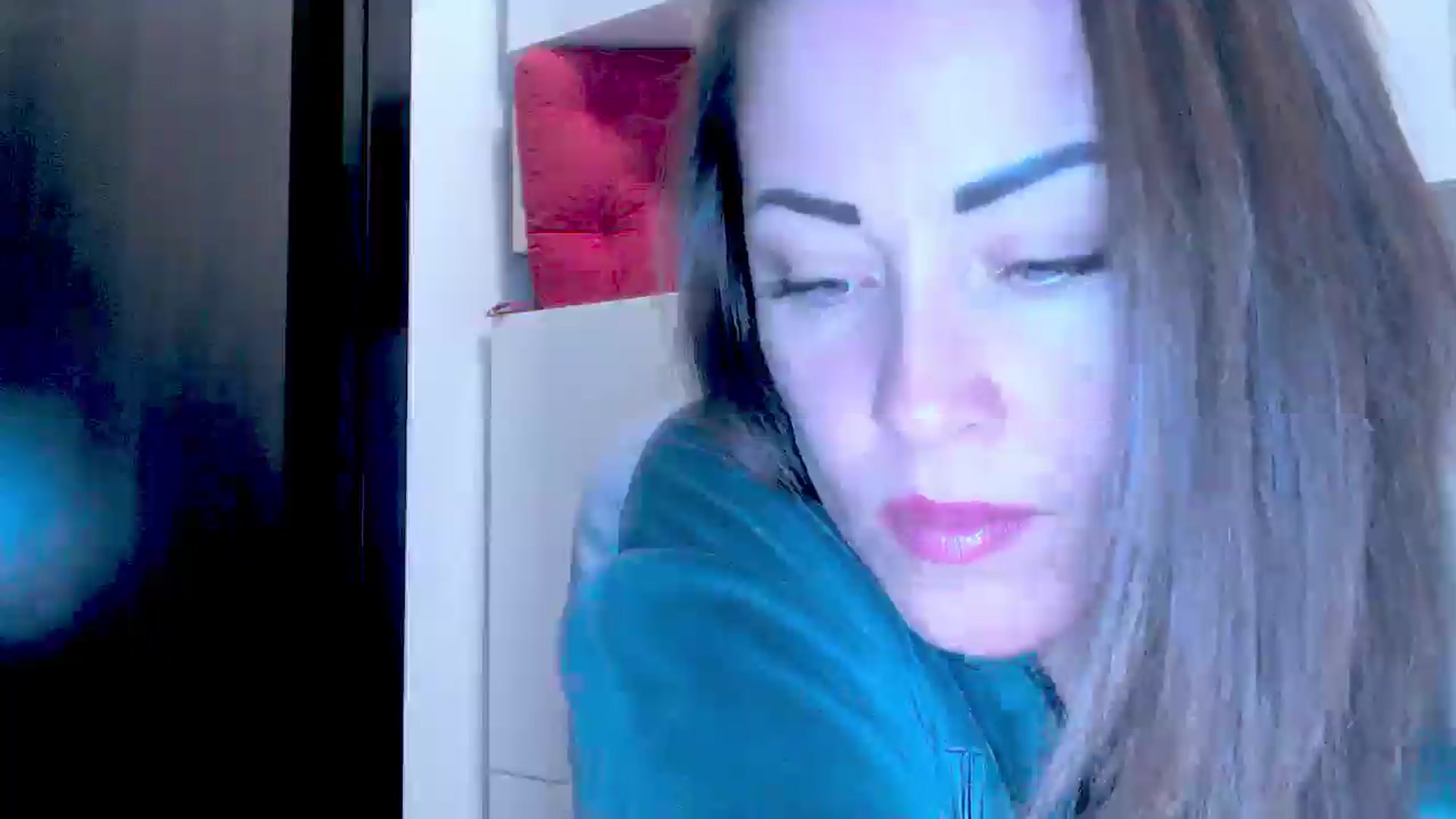 Gallery image thumbnail from Mrsfoxy's myfreecams stream on, 10/15/2025, 15:10 image 6 of 20