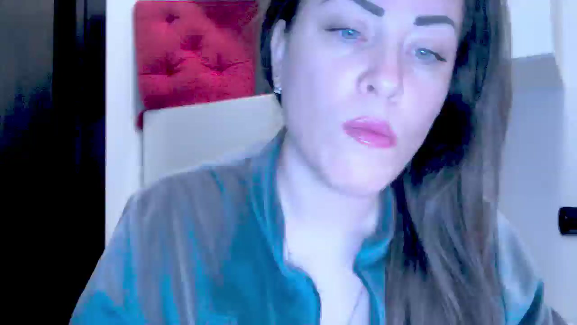 Gallery image thumbnail from Mrsfoxy's myfreecams stream on, 10/16/2025, 13:08 image 1 of 20
